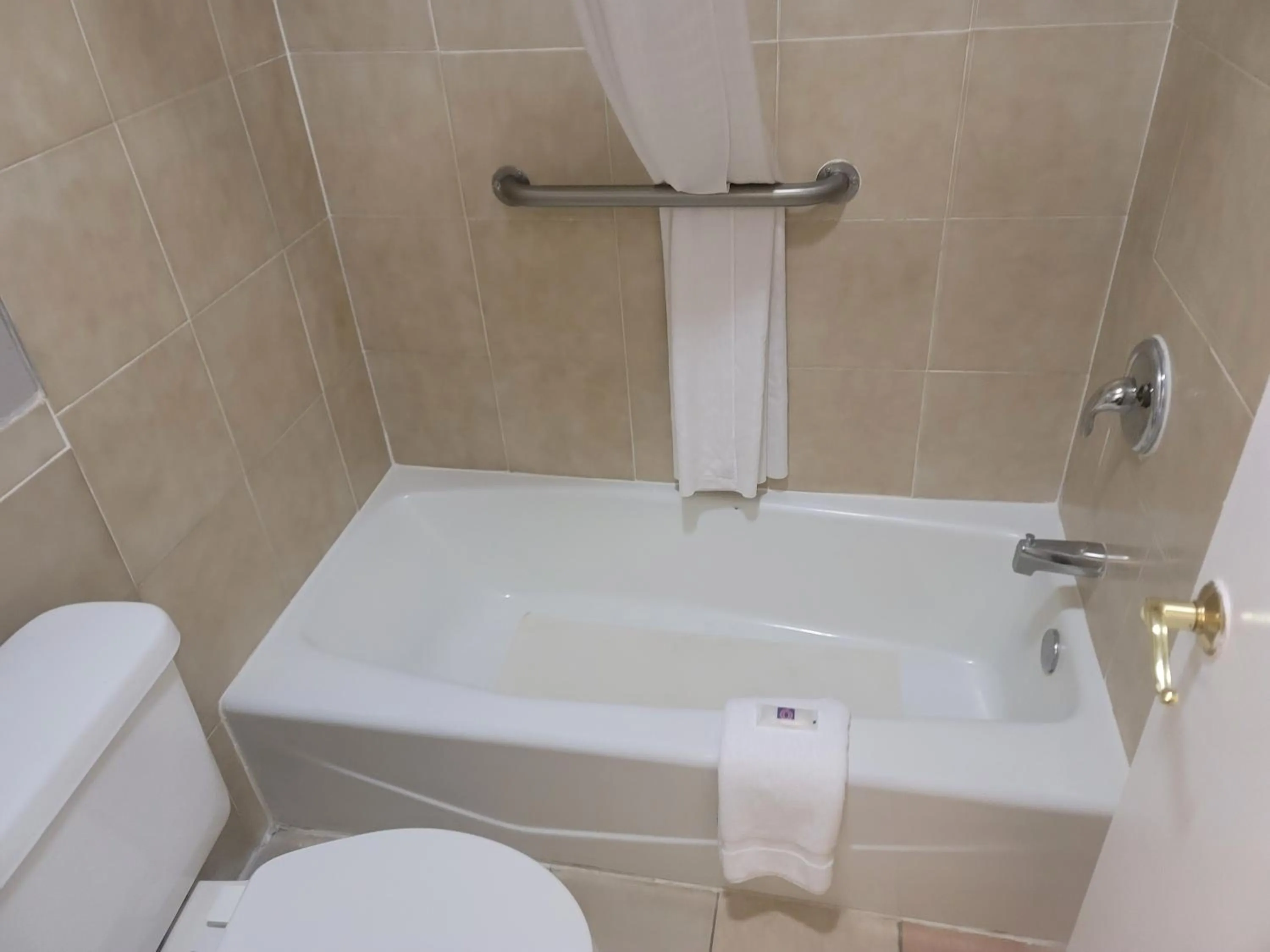 King Room - Non-Smoking in Studio 6 Suites Hinesville, GA