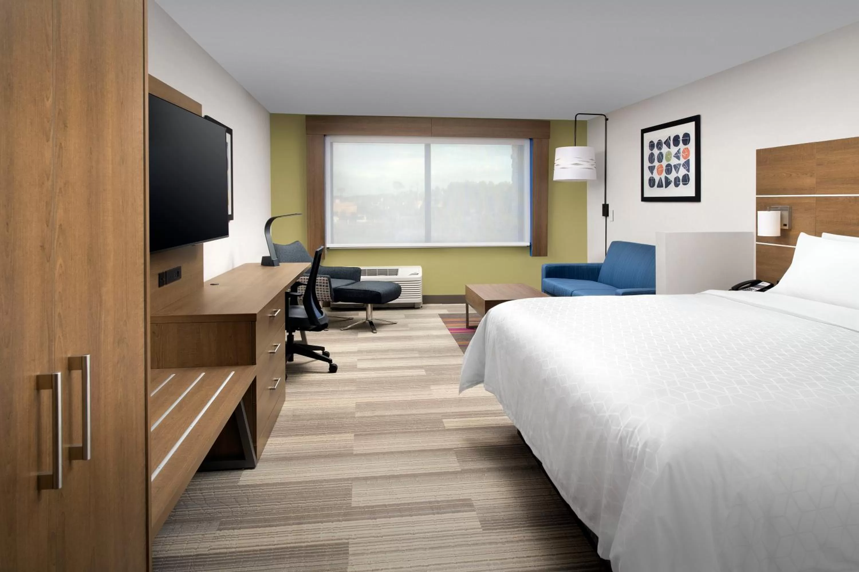 King Suite with Sofa Bed in Holiday Inn Express & Suites Kingsland I-95-Naval Base Area by IHG