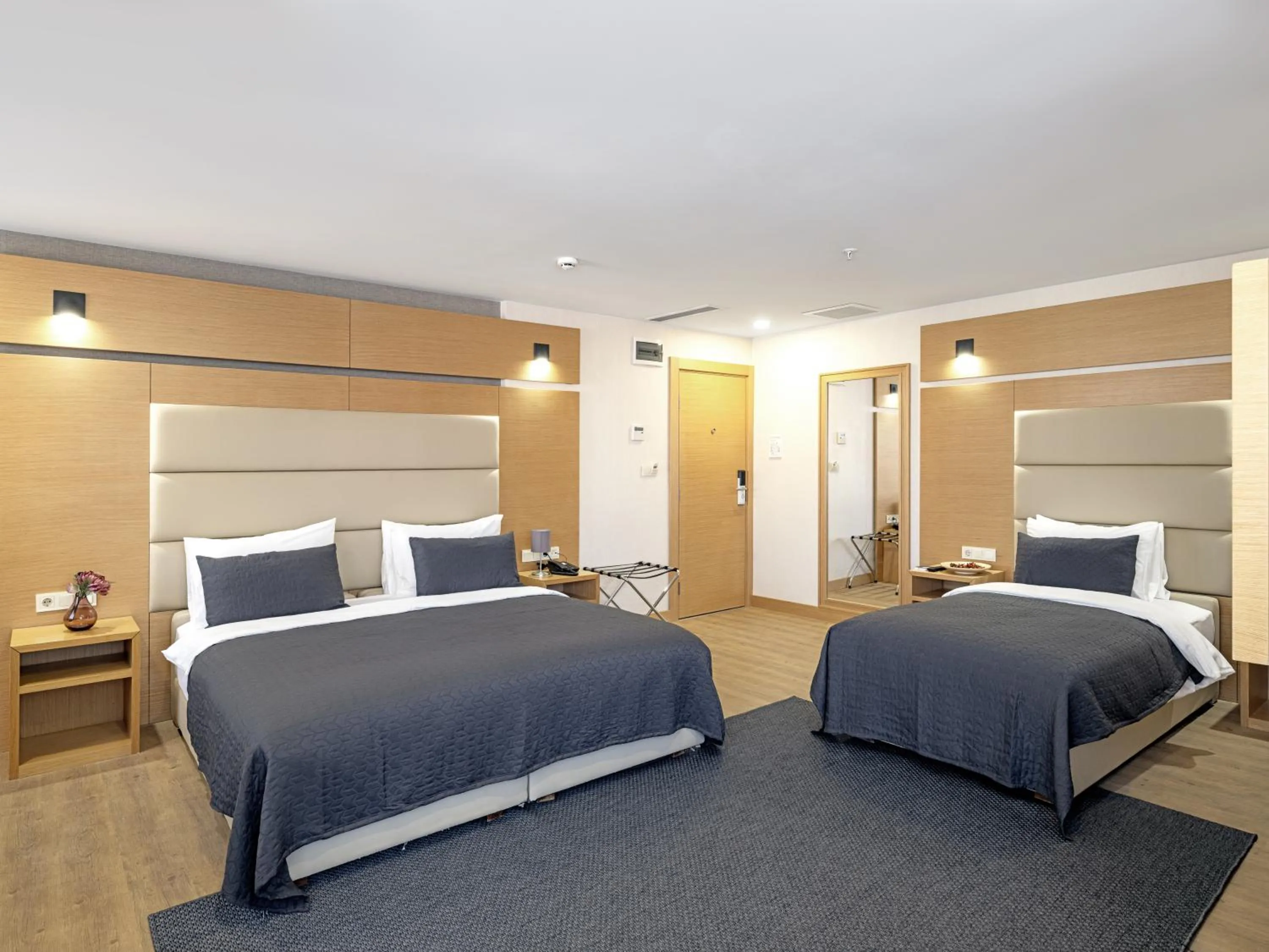 Deluxe Family Room in Merlin Hotel İstanbul