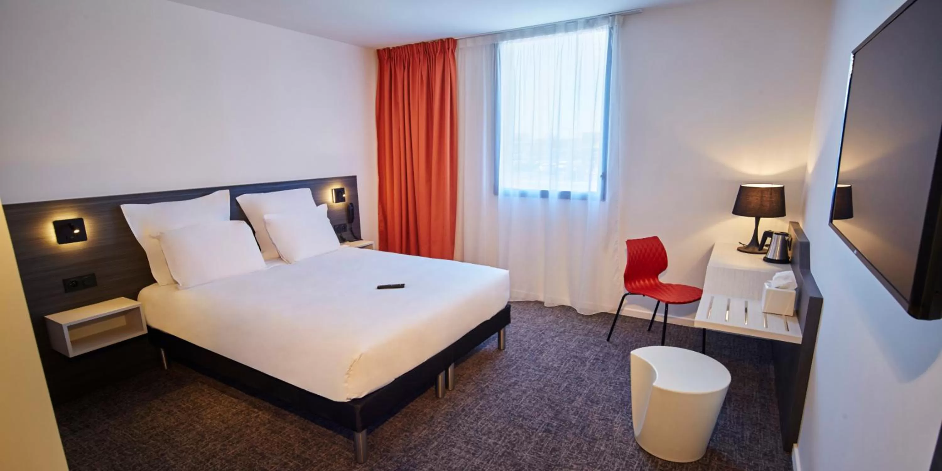 1 Double Bed in Kyriad Combs-La-Ville - Senart