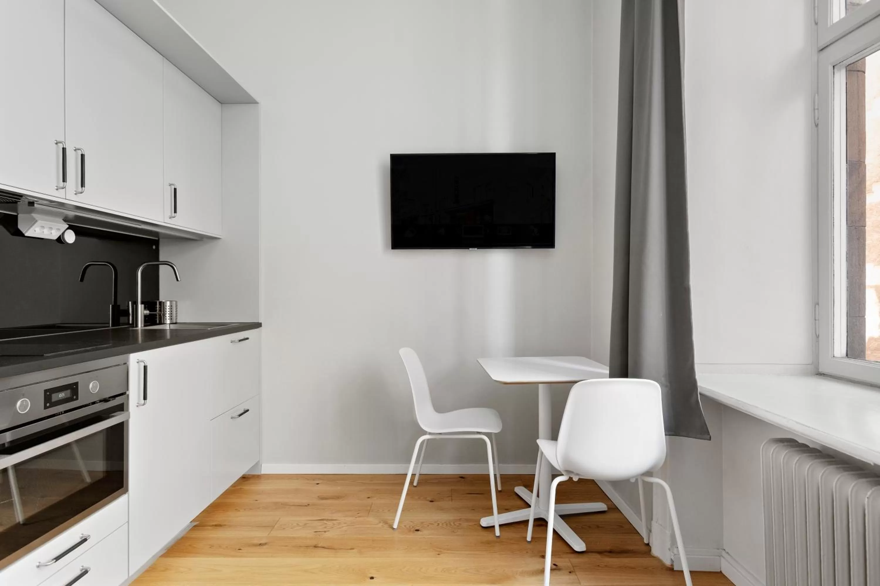 Apartment in Best Western Hotel at 108