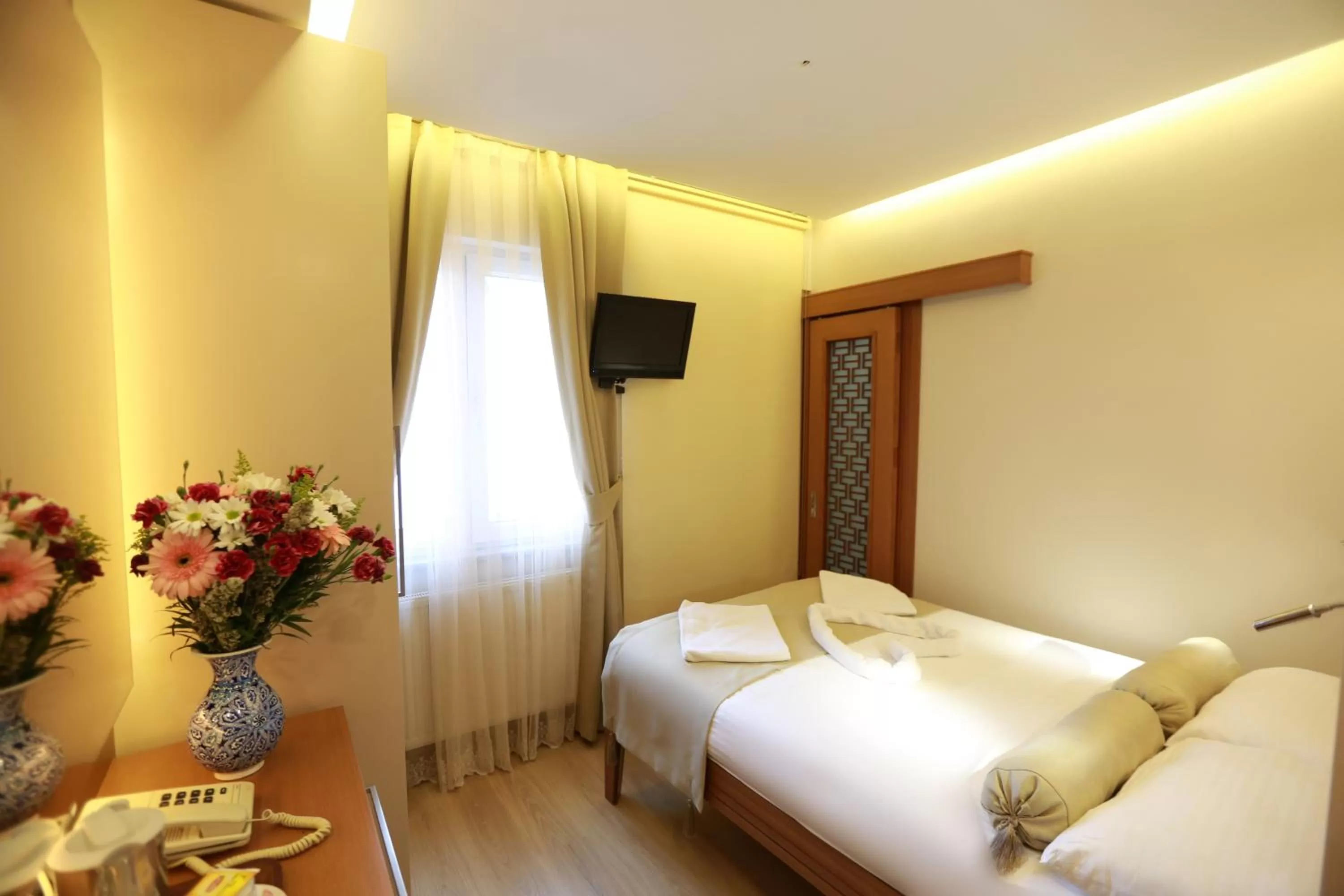 Single Room in Sirkeci Park Hotel