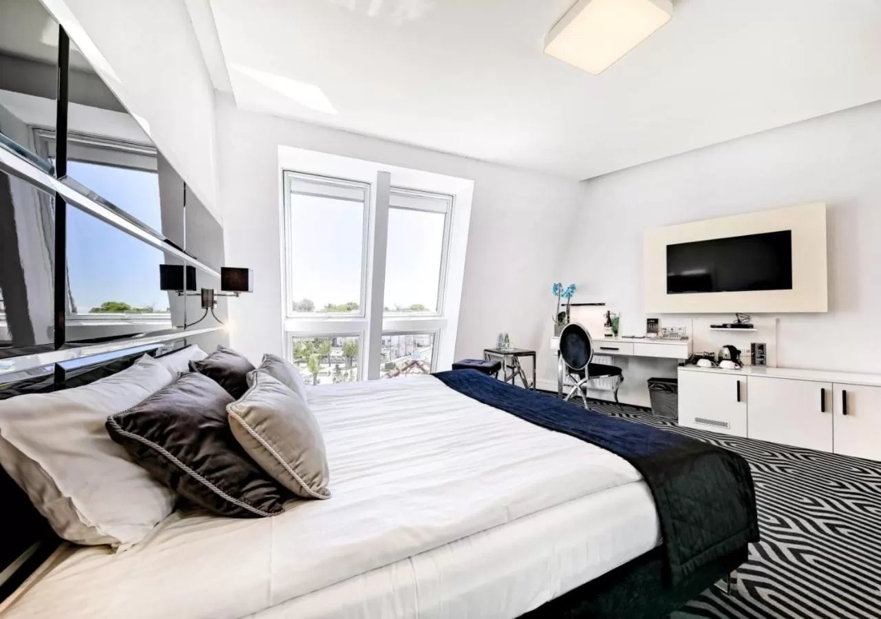 Classic Premium Double Room in Bayjonn Boutique Hotel