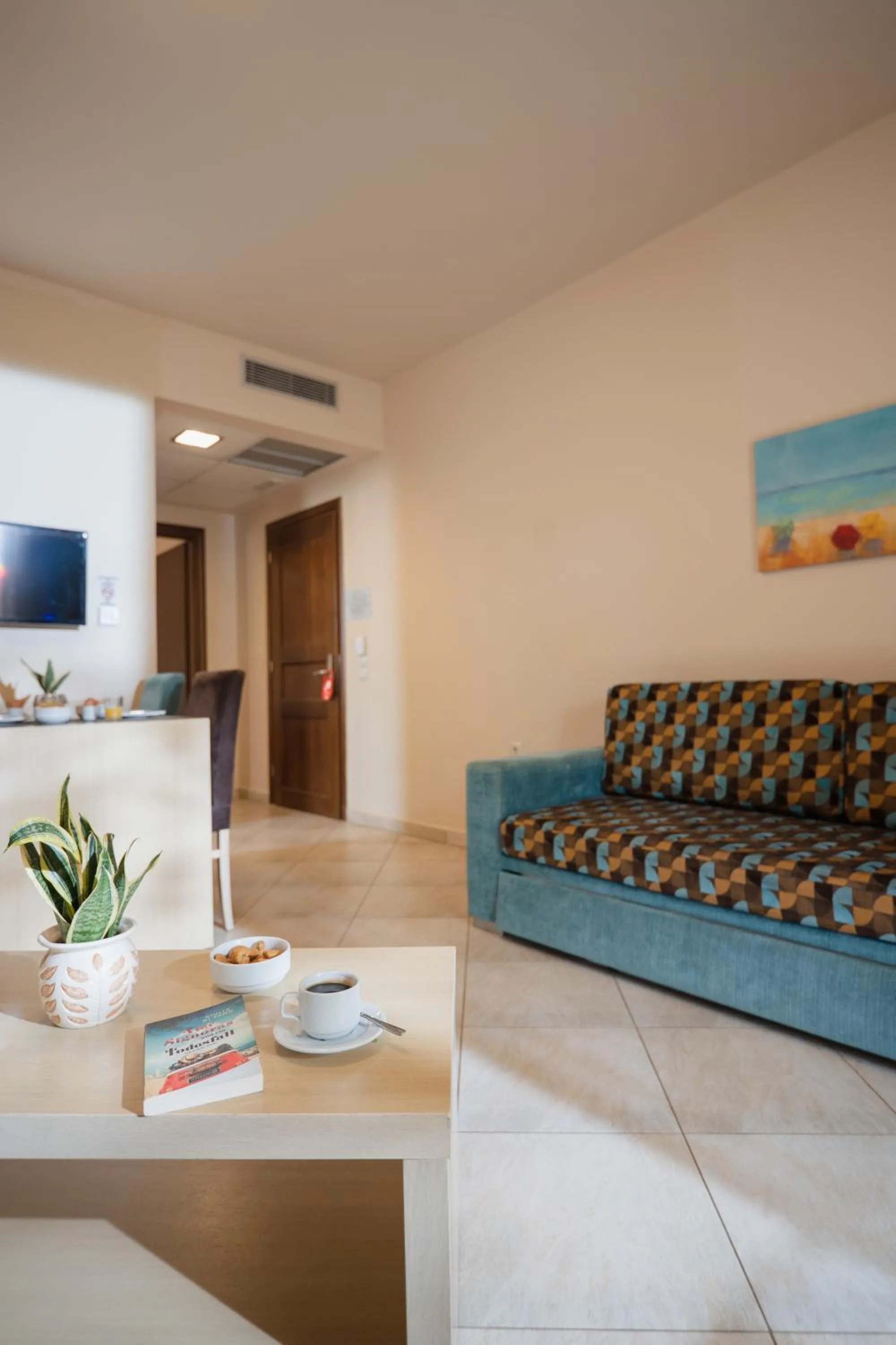 Suite with Garden View in Molos Bay Hotel