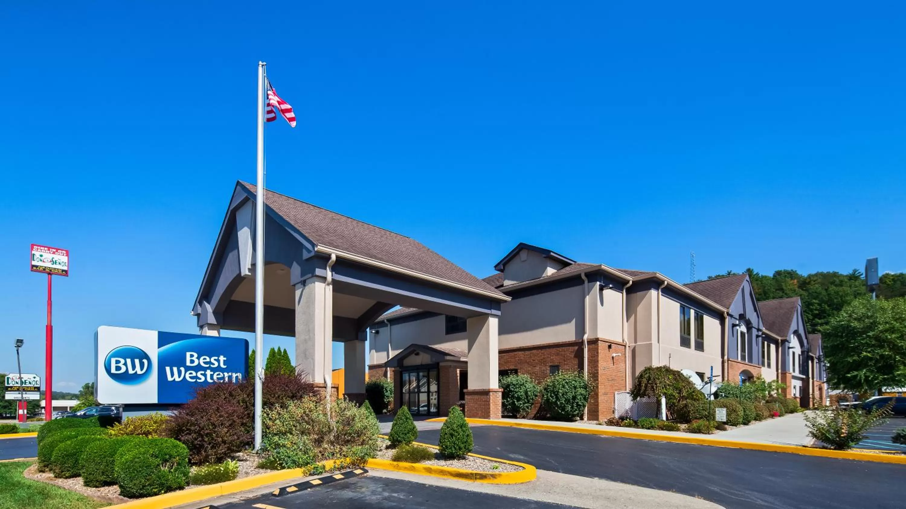 Property building in Best Western Eagles Inn