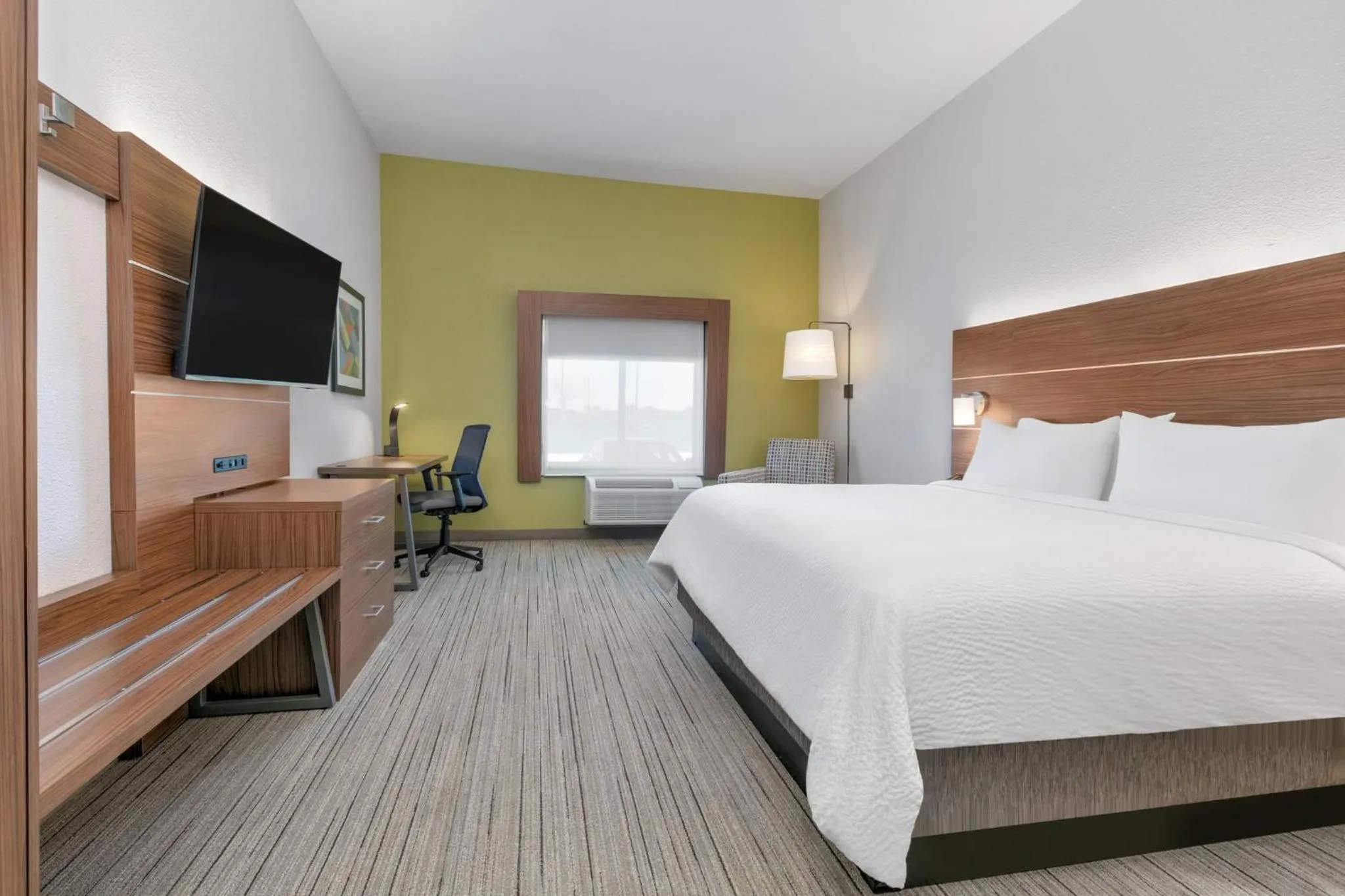 Standard King Room in Holiday Inn Express - San Antonio East I-10 by IHG