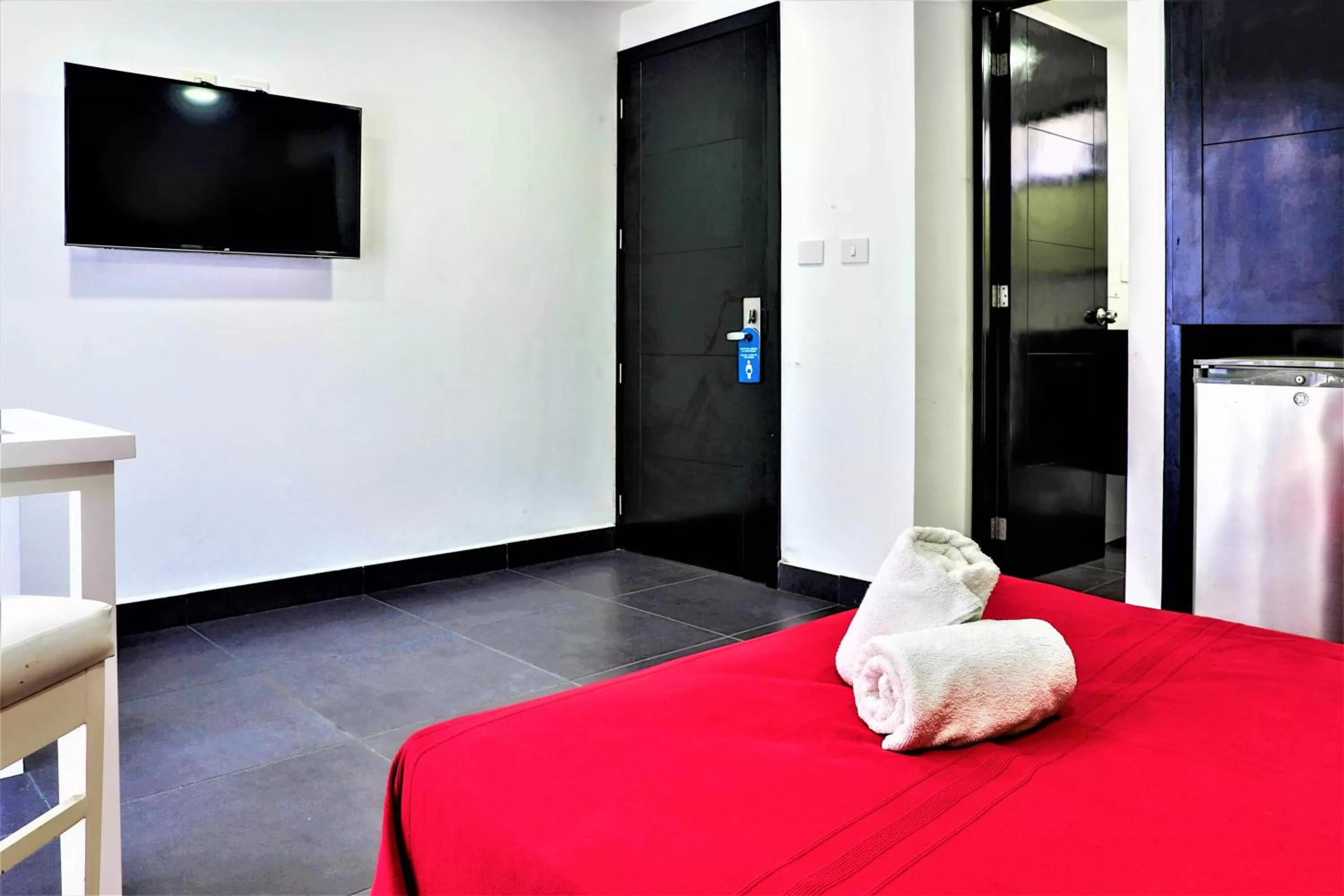 Deluxe King Room in Hotel Colonial Playa del Carmen