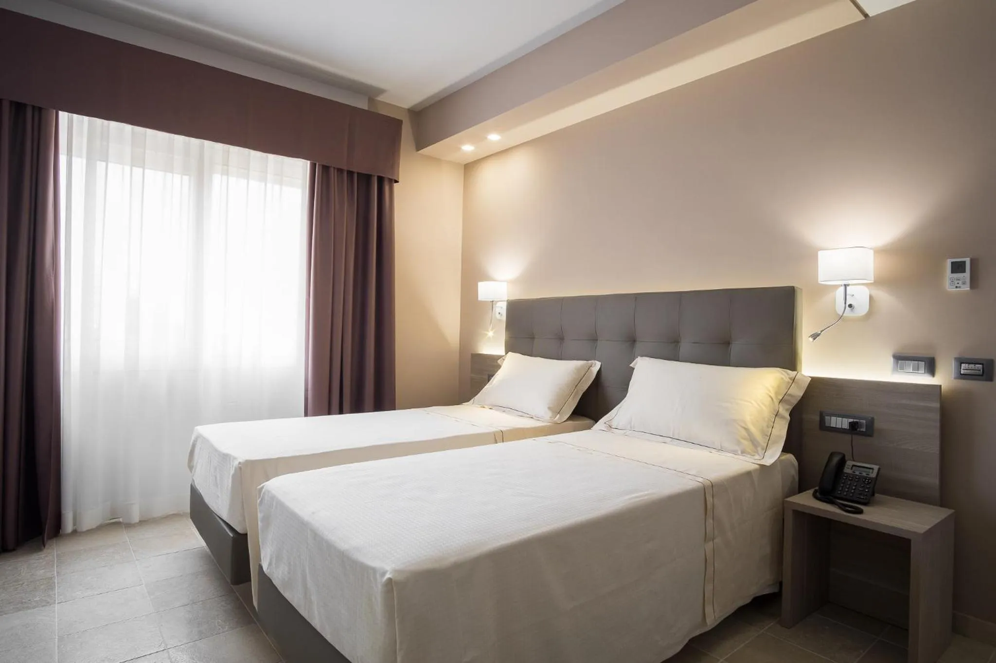 Twin Room in Netum Hotel