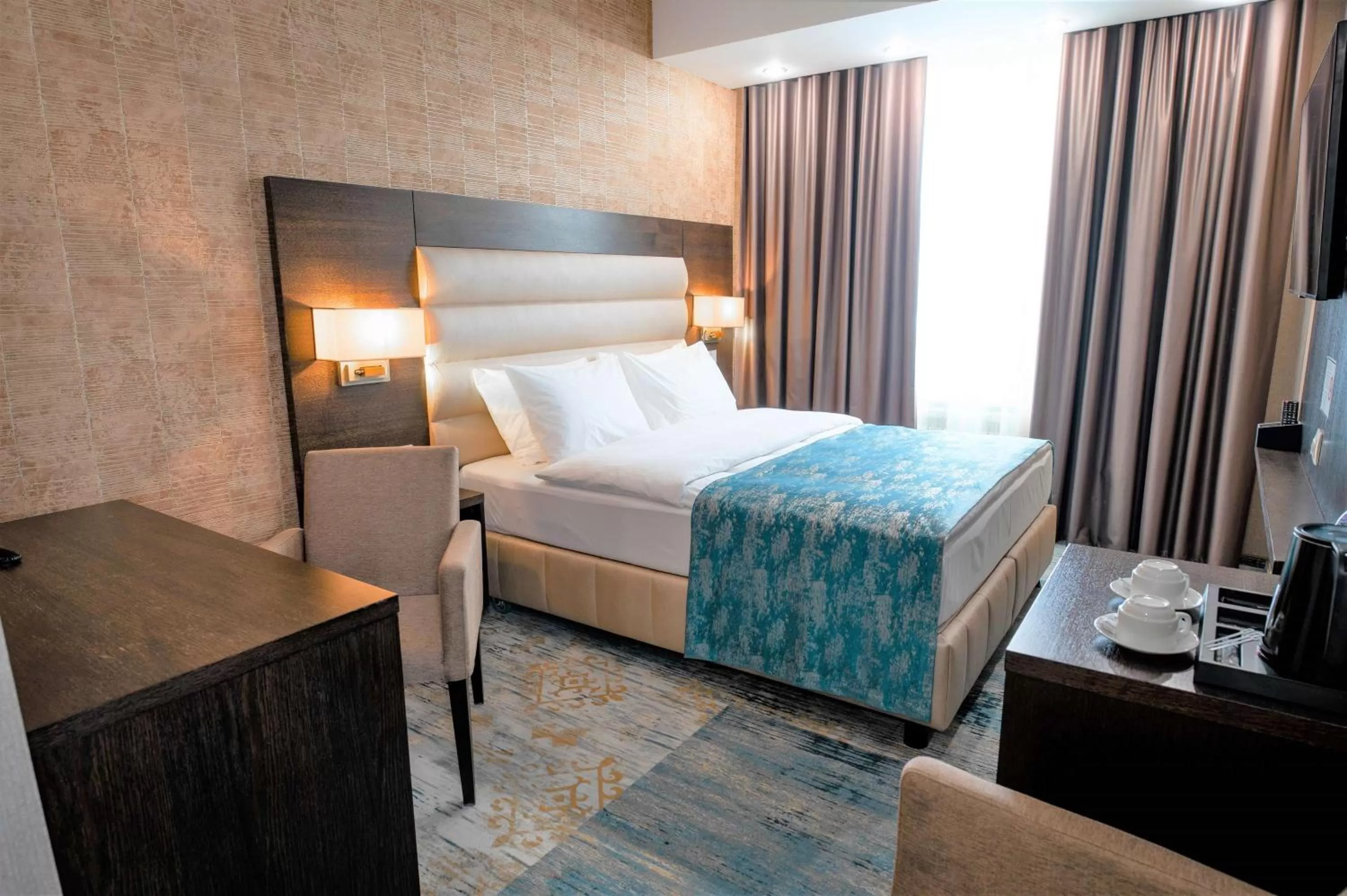 Standard Queen Room - Non-Smoking in Best Western Plus Oskemen