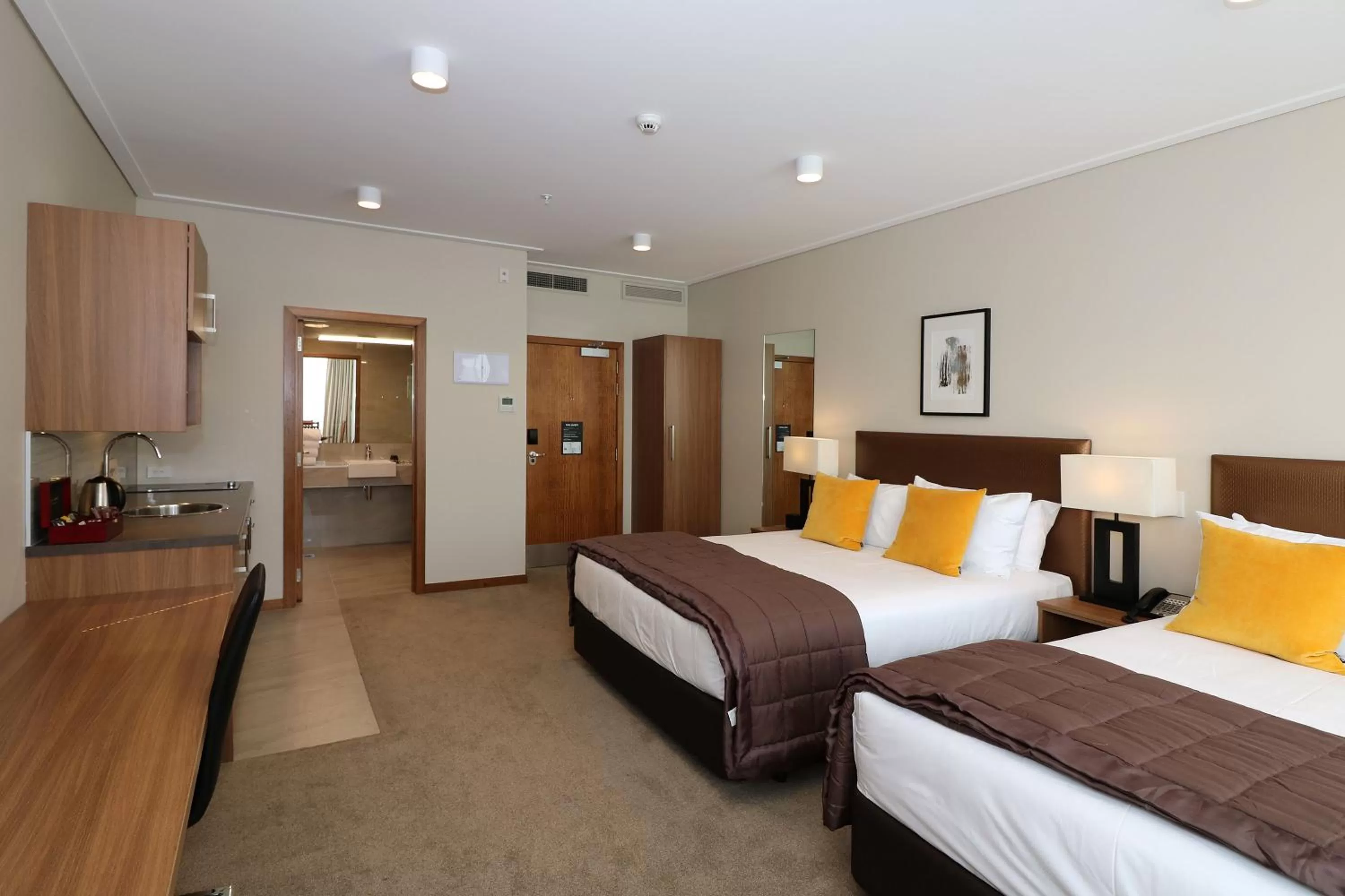 Superior Two-Bedroom Apartment in The Victoria Hotel Dunedin