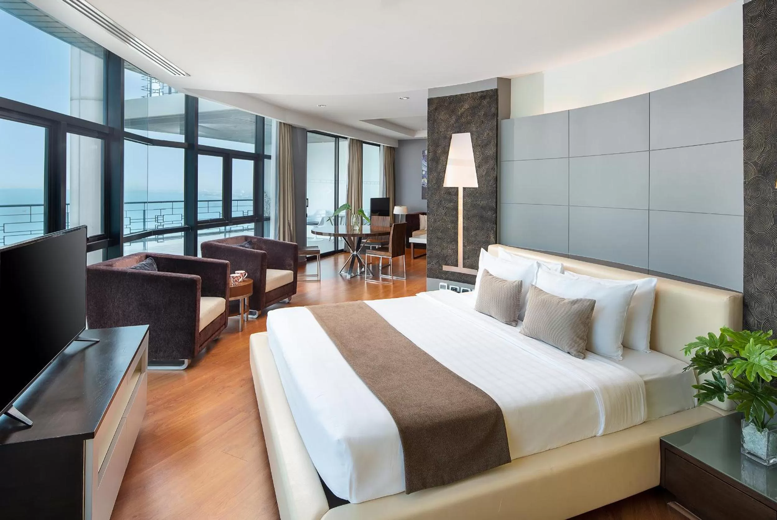 Corner Suite in The Zign Hotel