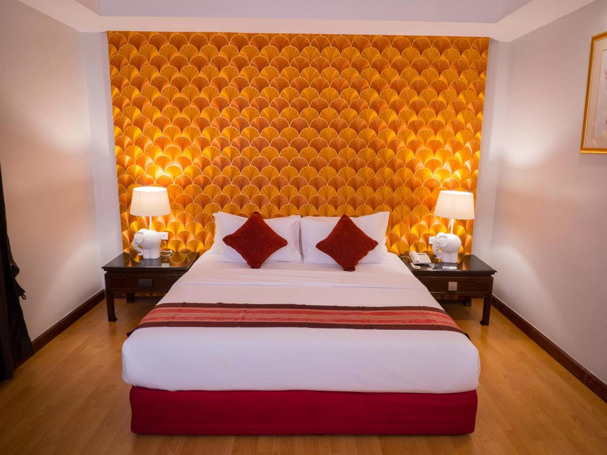 Deluxe Double or Twin Room in Atrium Boutique Hotel