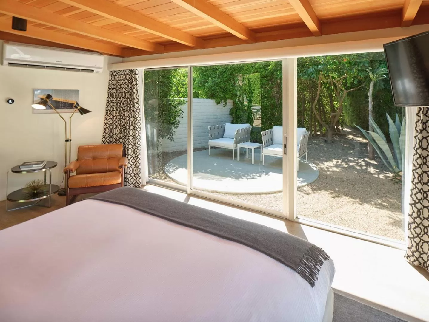 Deluxe Bungalow in L'Horizon Resort & Spa, Hermann Bungalows