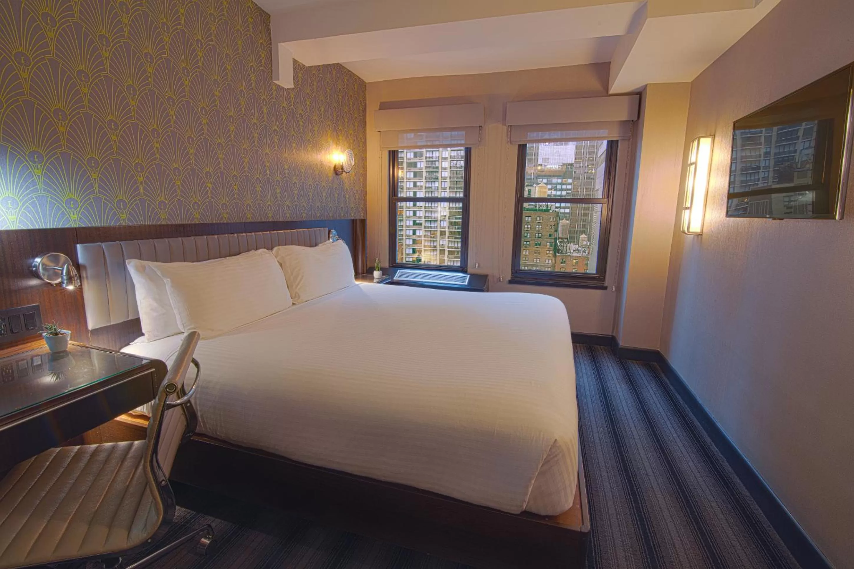 Connecting Rooms 1 King and 2 Queen Beds in Hotel Edison Times Square