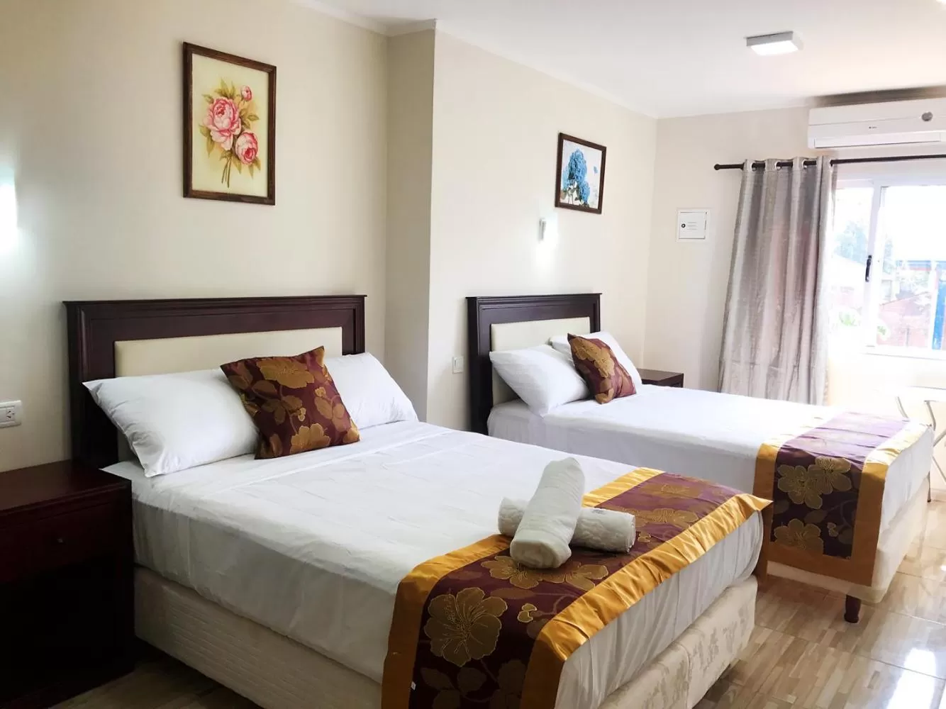 Standard Triple Room in Hotel Amayal