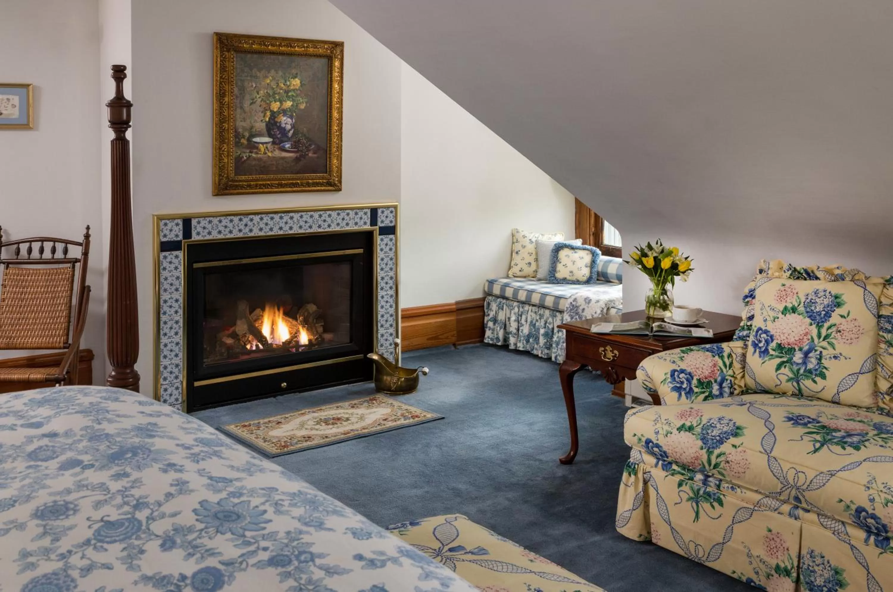 Deluxe King Room in Mercersburg Inn