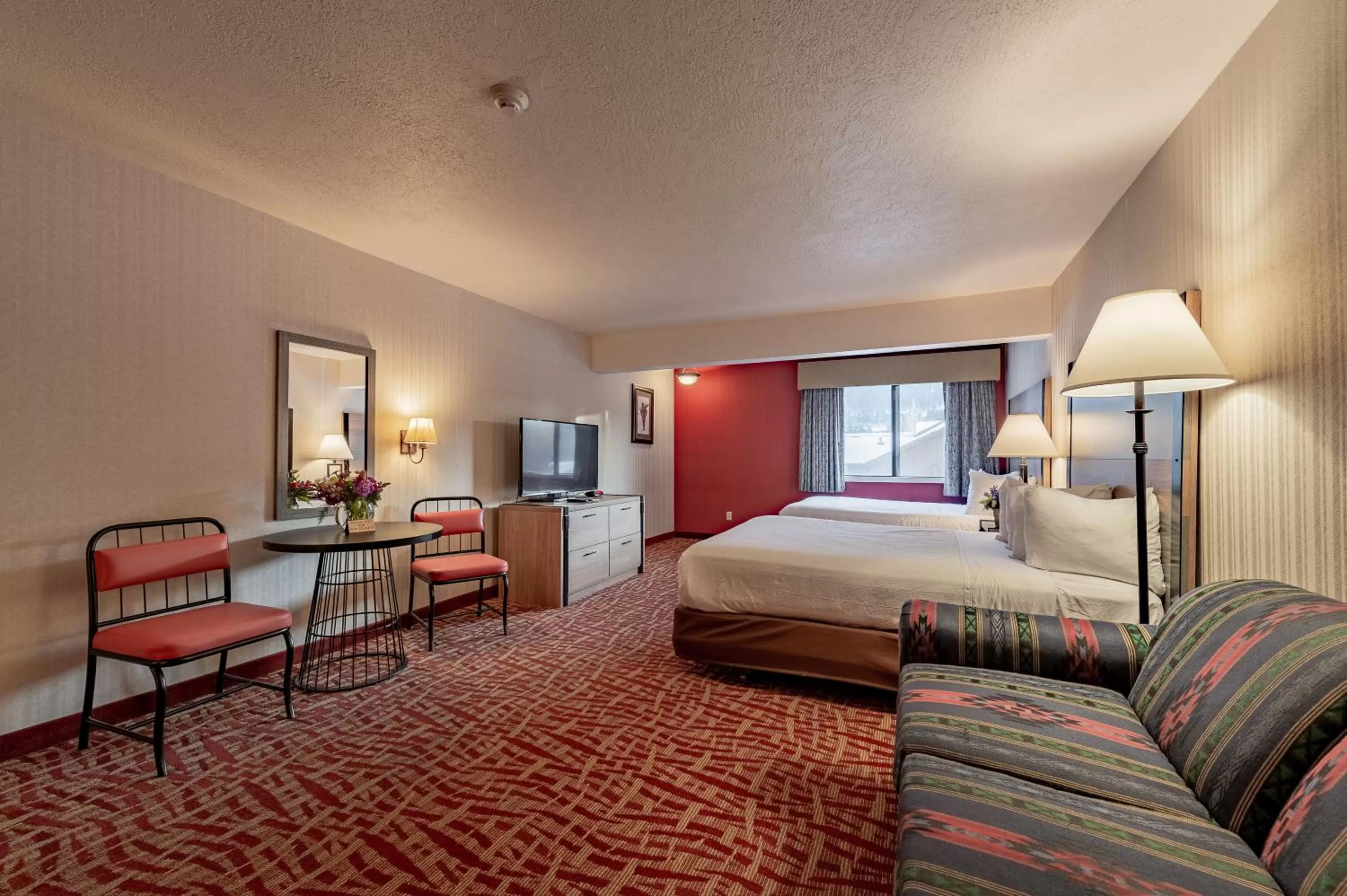 Studio Suite with Two Queen Beds in 49'er Inn & Suites