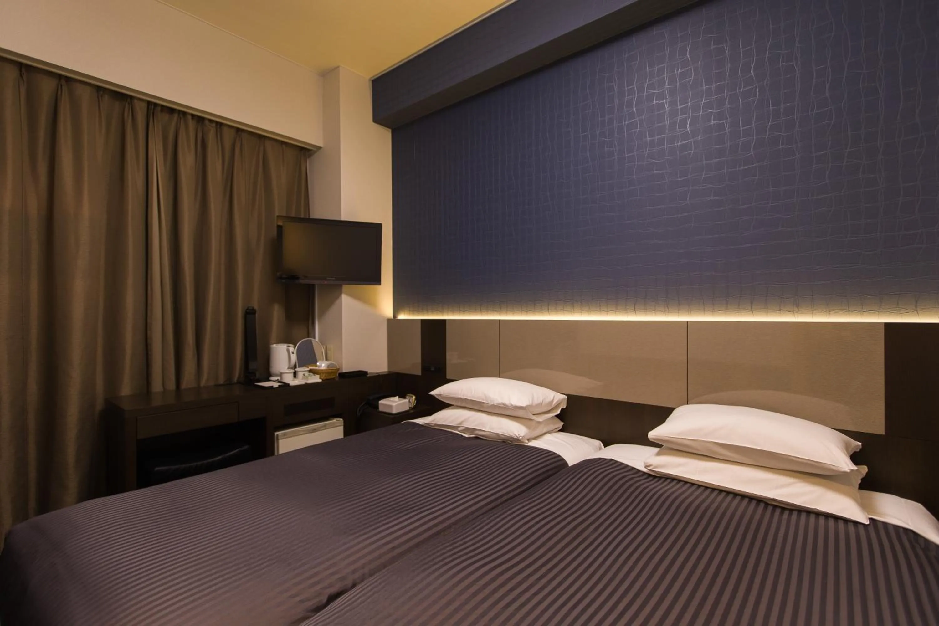 Twin Room - single occupancy - Non-Smoking in Ochanomizu Inn