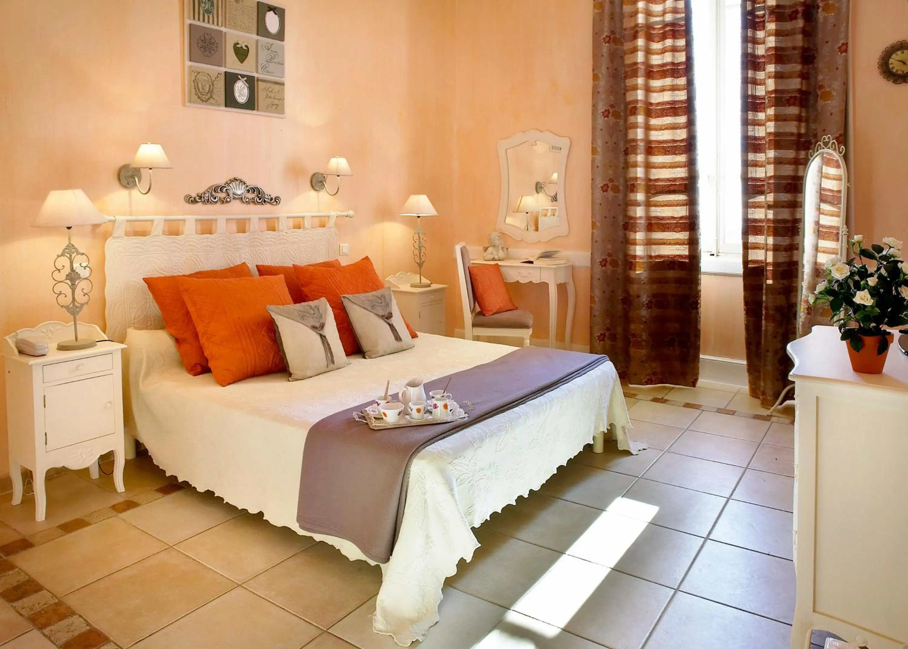 Comfort Double Room with Sea View in Hôtel l'Orangeraie