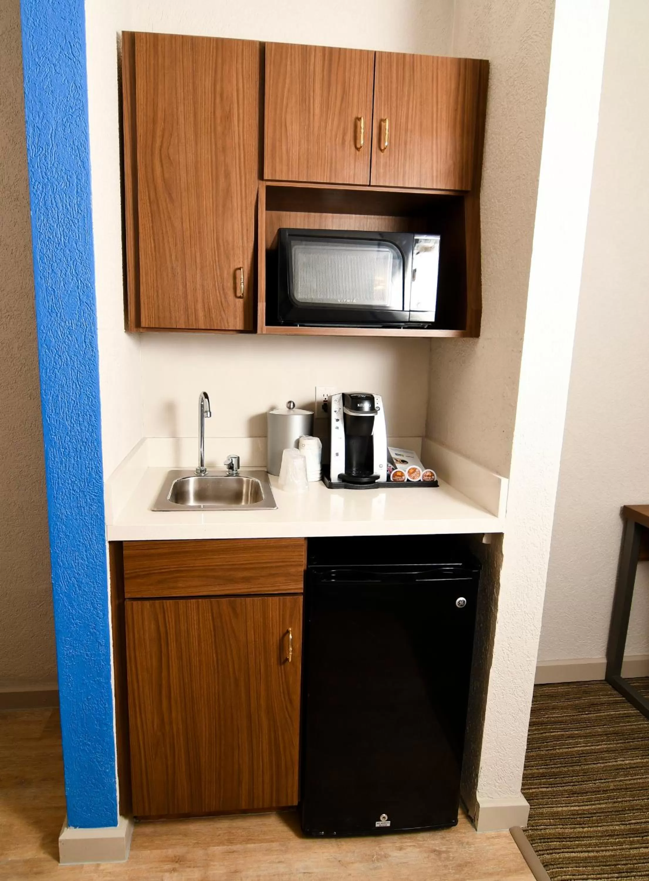 Suite with Two Beds - Non-Smoking in Holiday Inn Express Hotel & Suites Port Clinton-Catawba Island by IHG