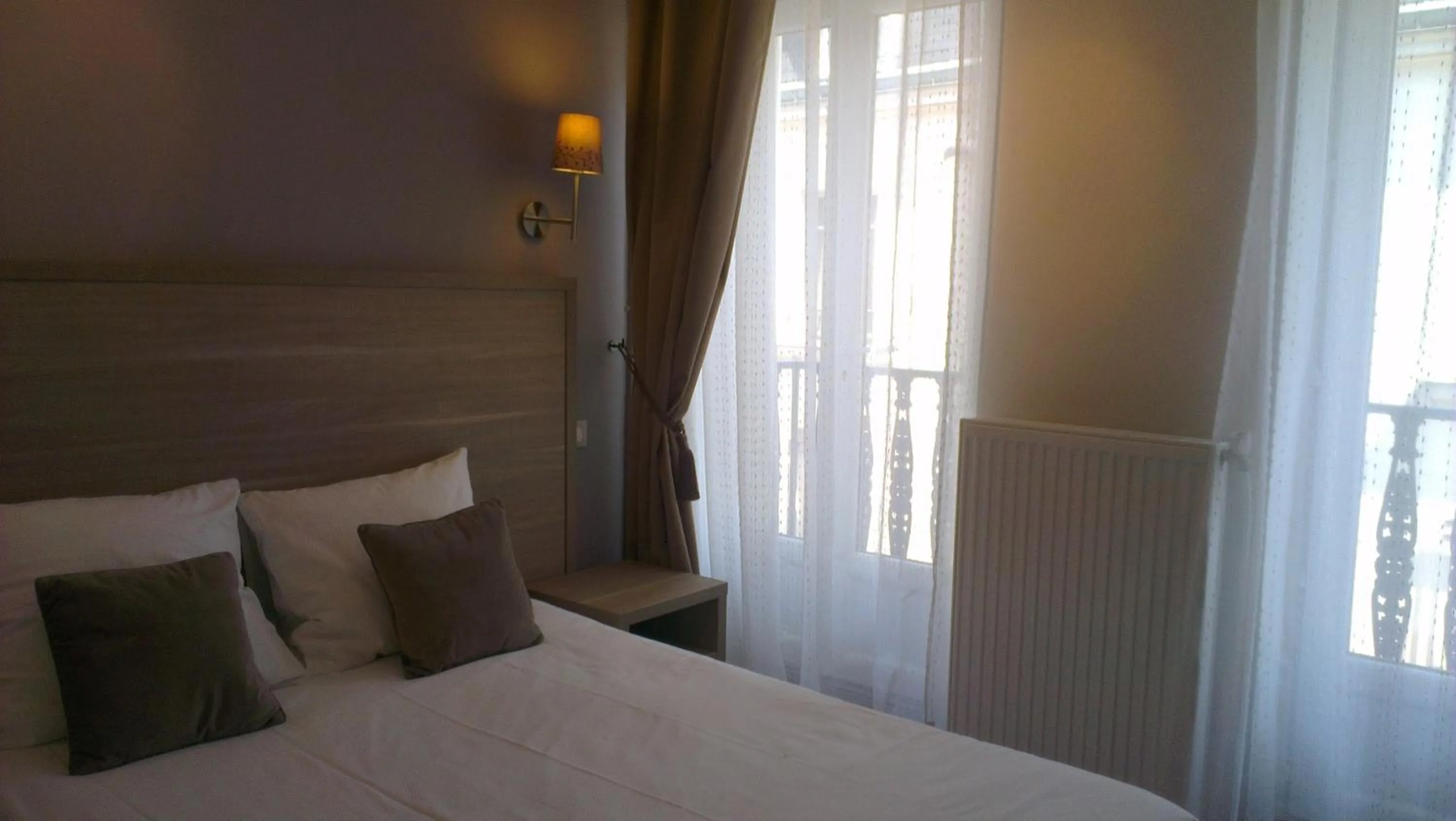 Bed in Luxelthe