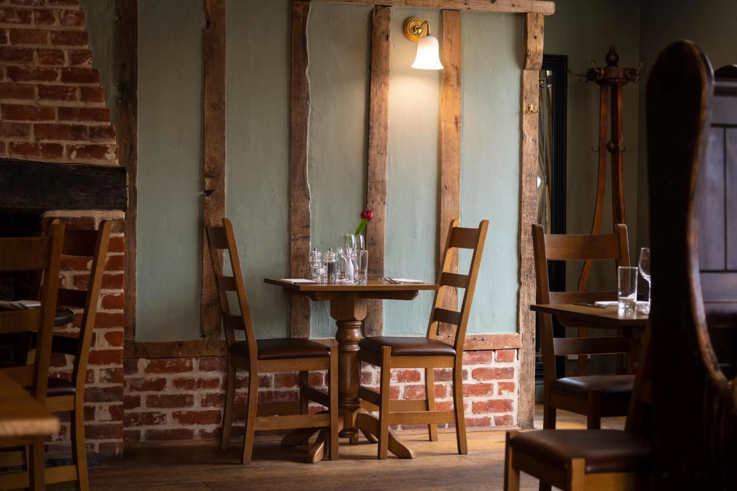 Dining area in The Red Lion Hinxton