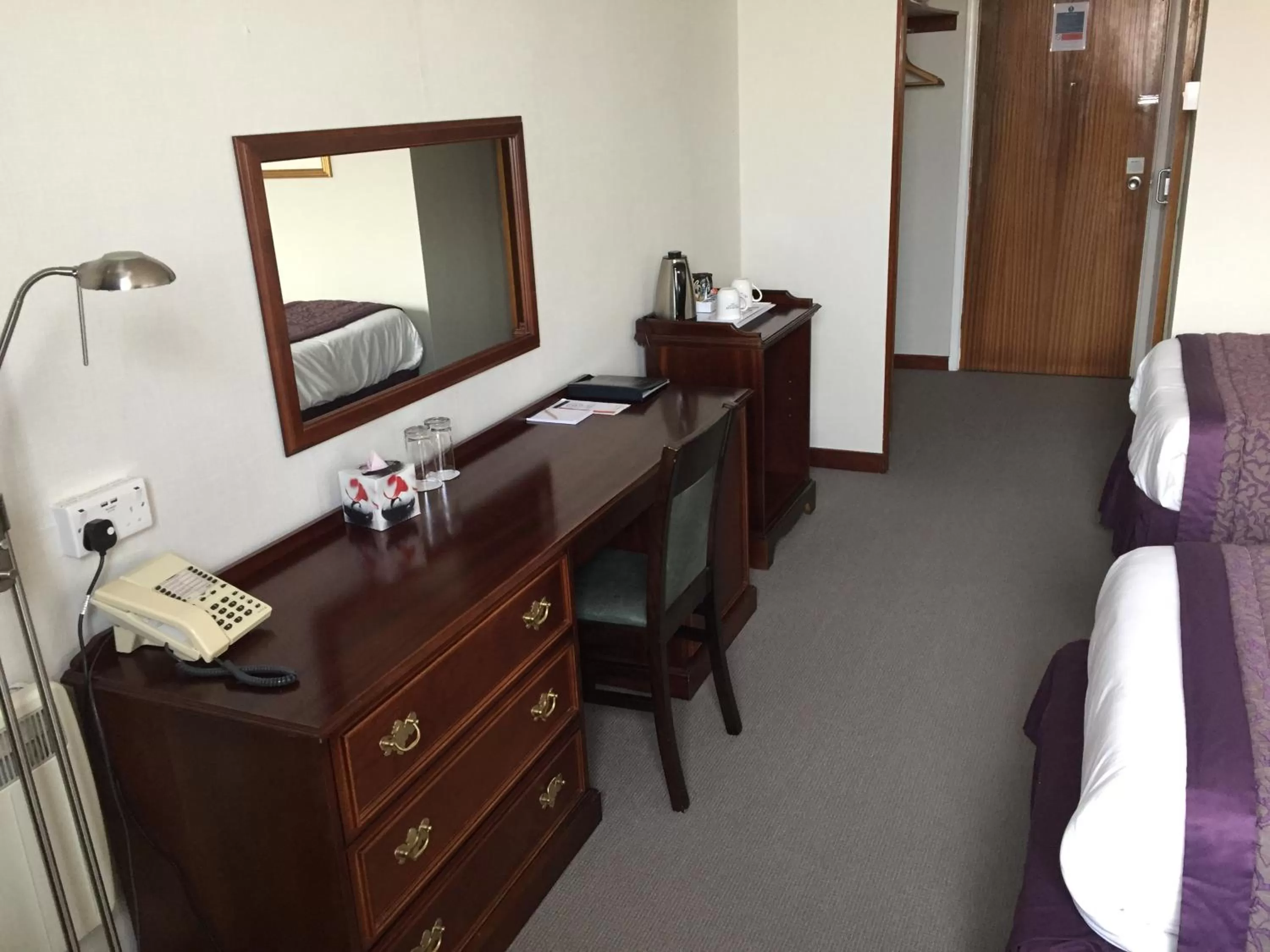 Twin Room in The Shetland Hotel