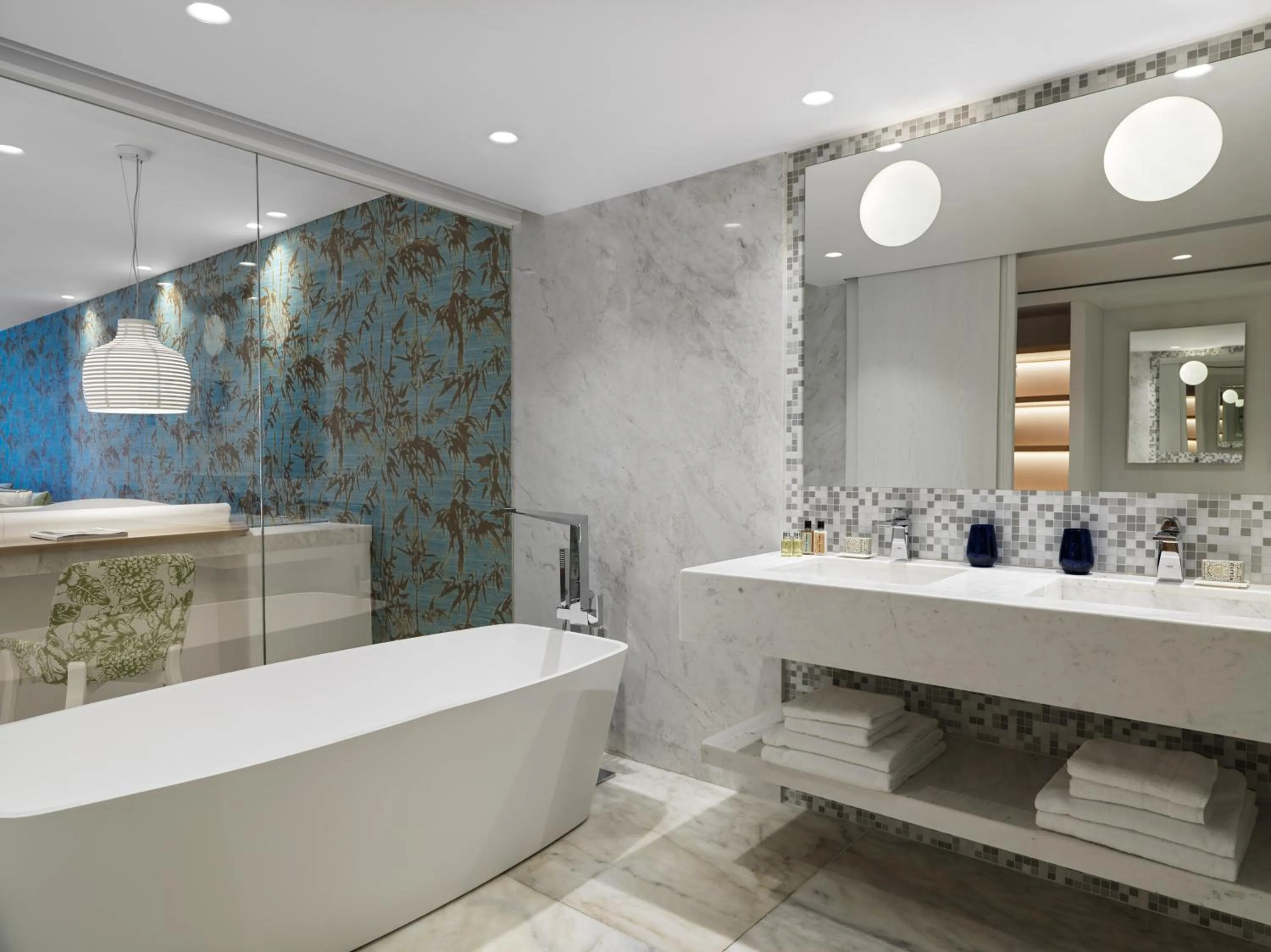 White Bliss with Hot Tub & Inland View in Myconian Ambassador Relais & Chateaux