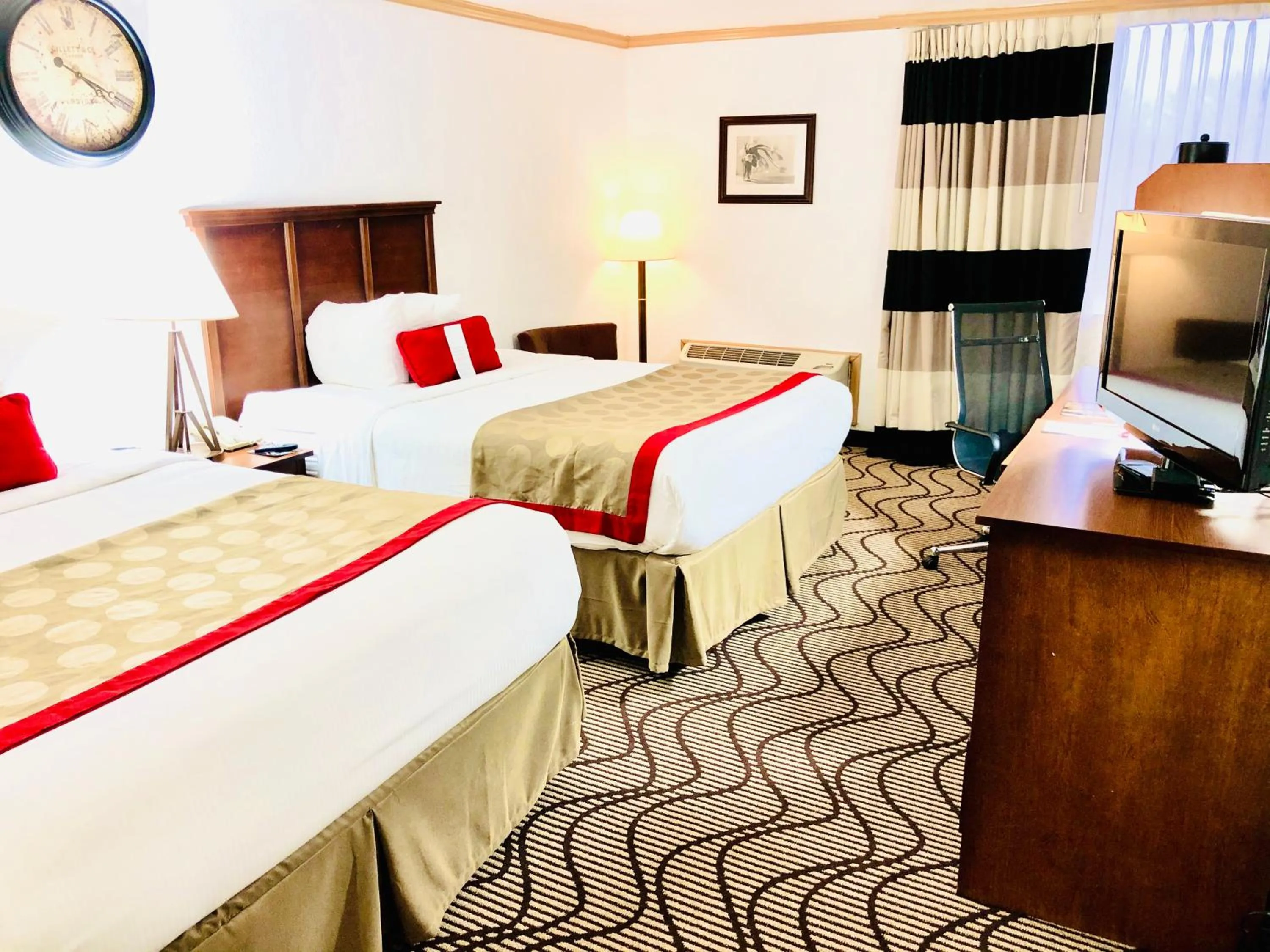 Queen Room with Two Queen Beds - Non-Smoking in Ramada by Wyndham Birmingham Airport