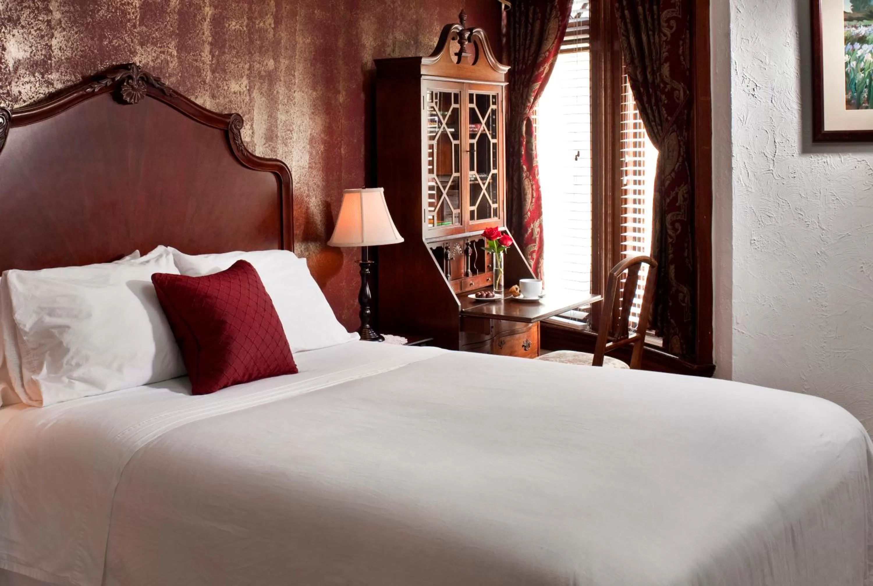 Queen Room 202 in American Guest House, a Washington DC Bed and Breakfast