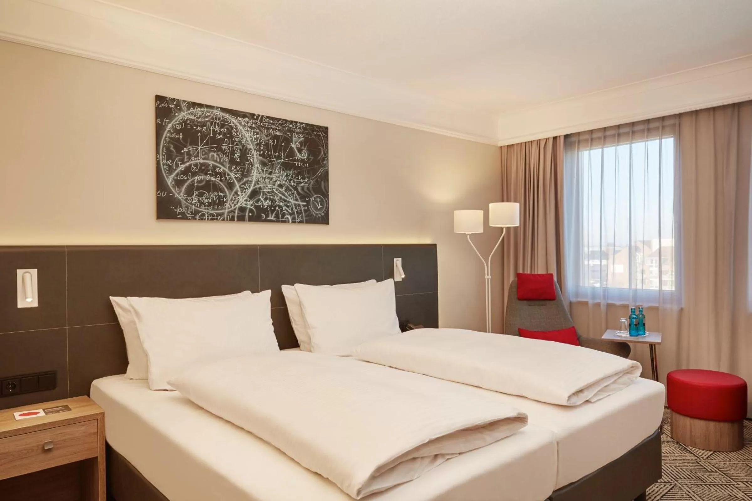 Comfort Double Room in H4 Hotel Hannover Messe, Trademark Collection by Wyndham