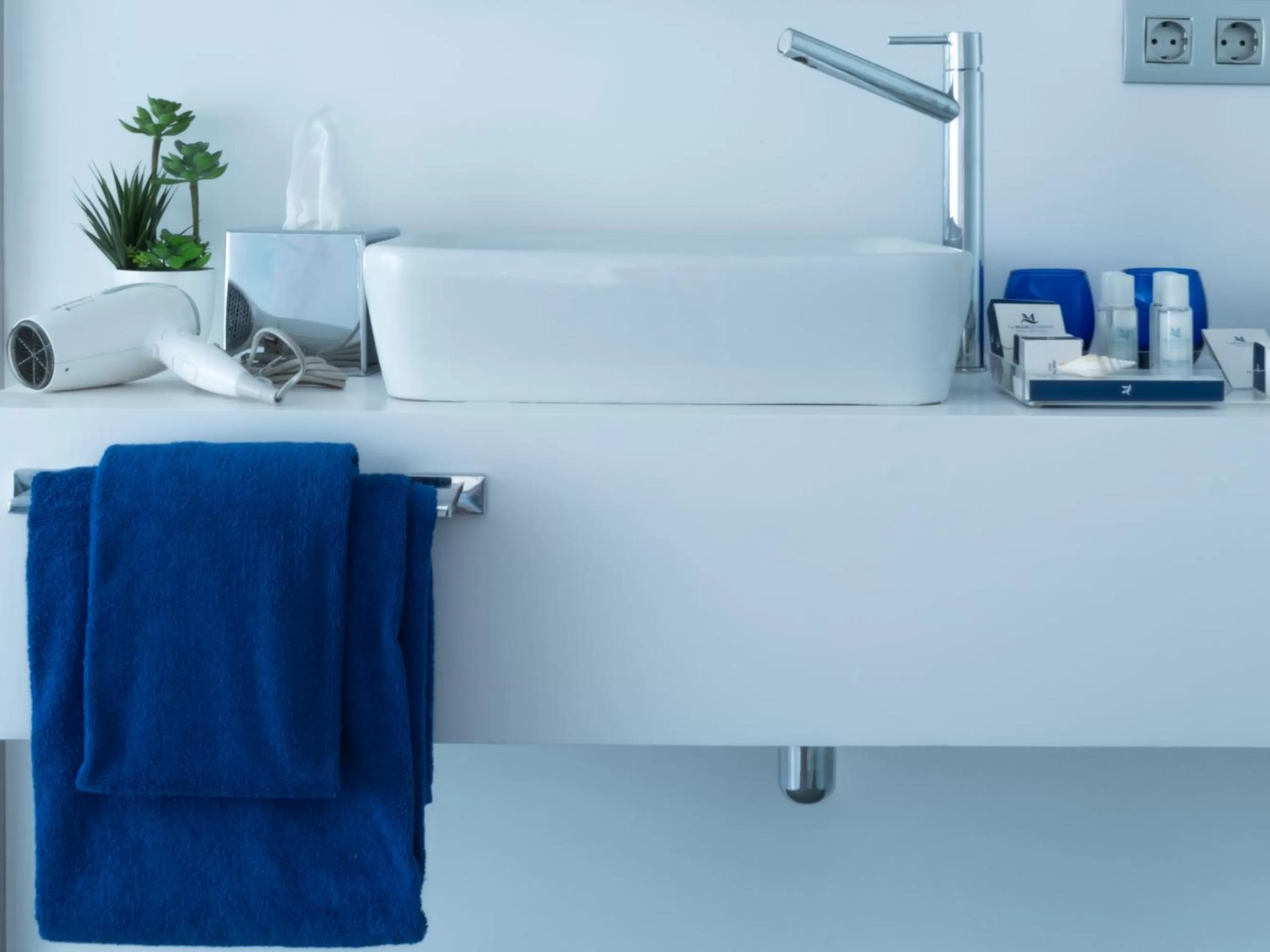 Deluxe Double Room with Balcony and Sea View in Hotel Boutique La Marquesina - Adults Only