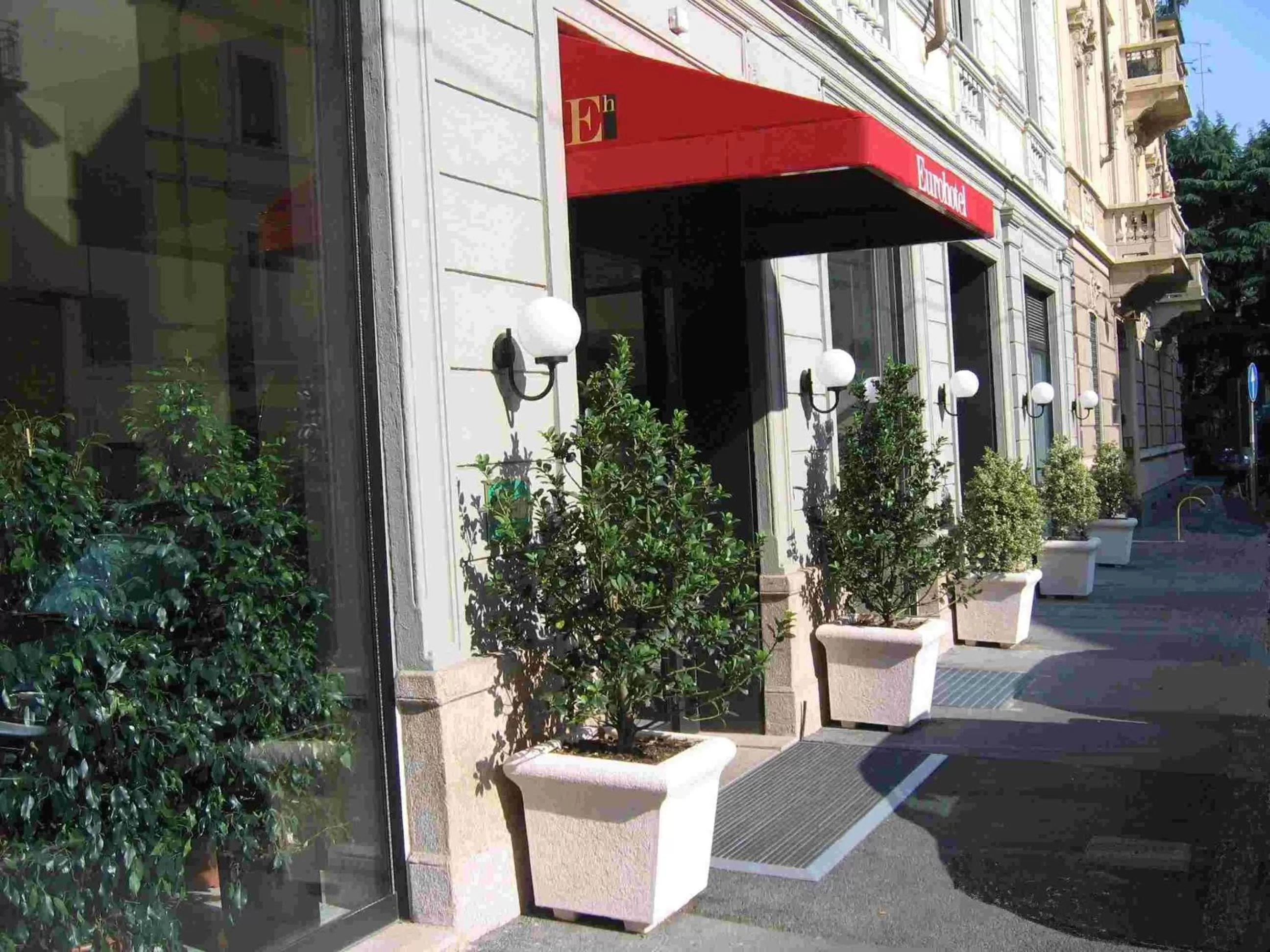 Facade/entrance in Eurohotel