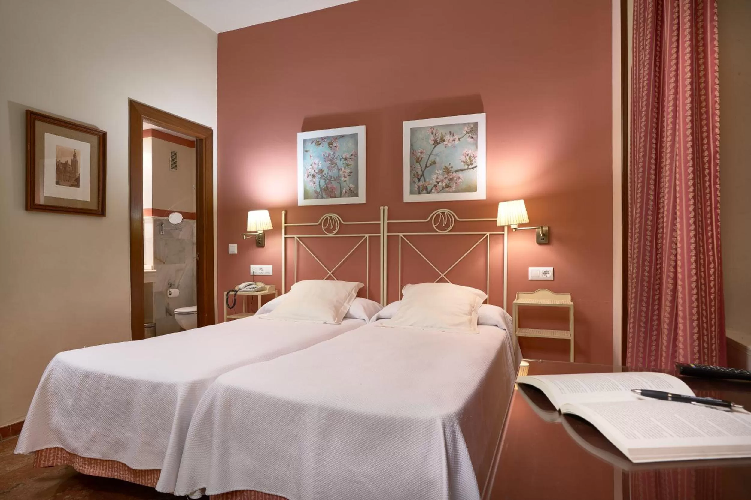 Bed in Hotel Murillo