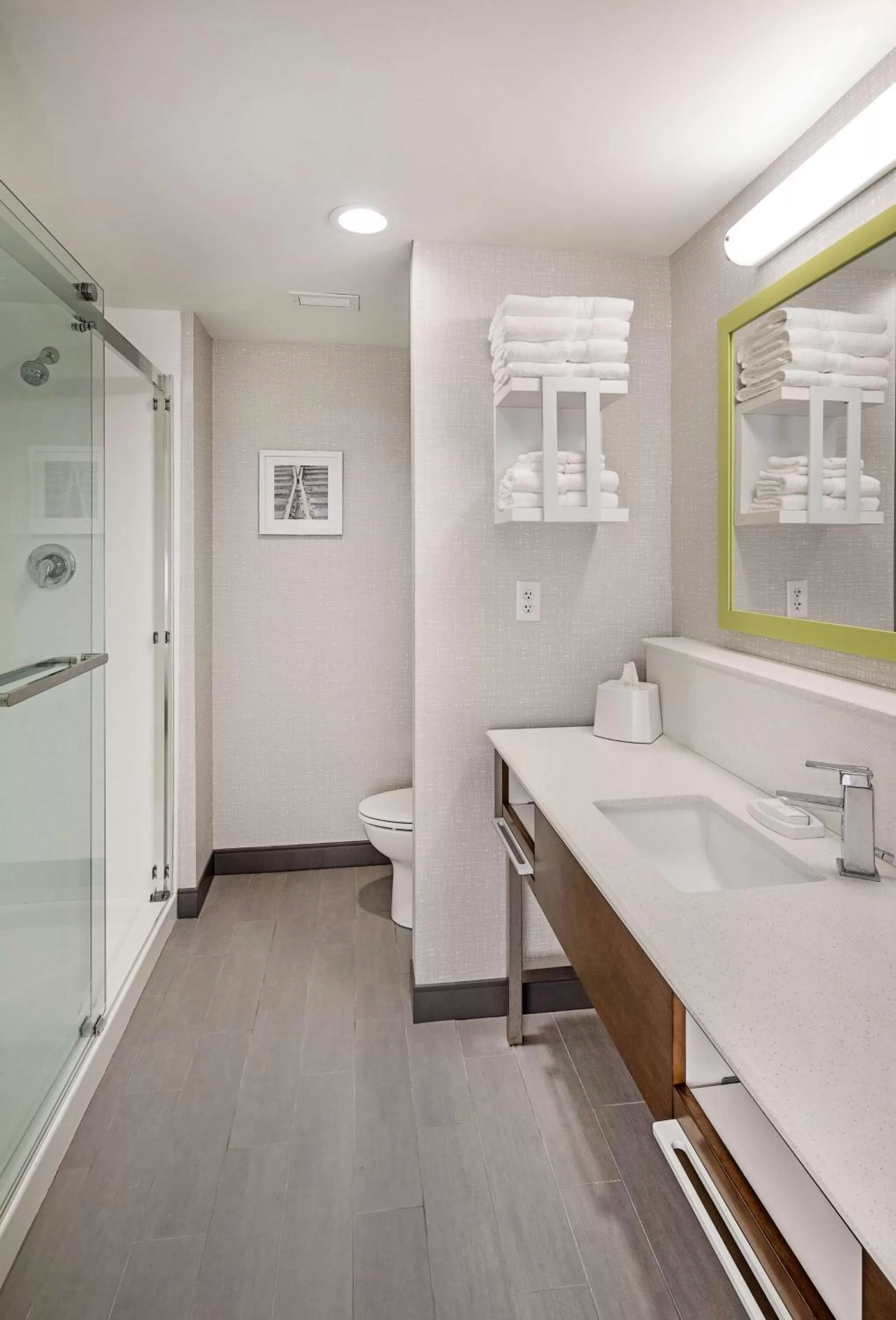 Queen Room with Two Queen Beds in Hampton Inn Hastings