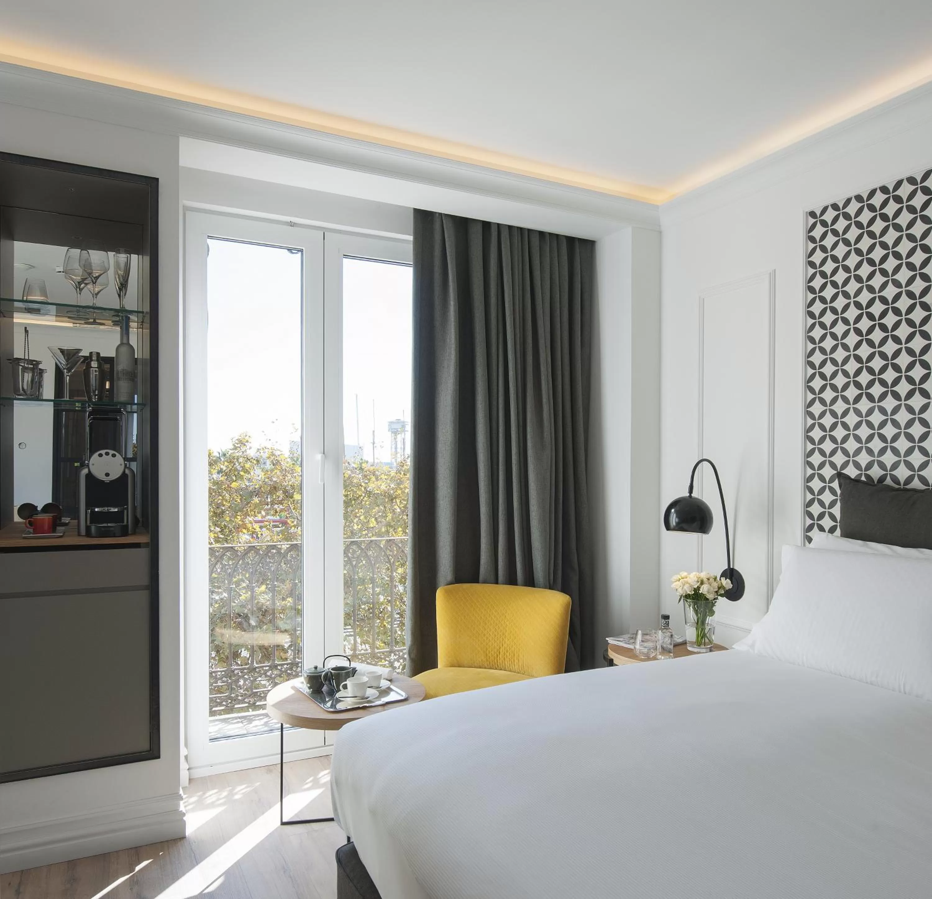 Junior Suite with Balcony in Serras Barcelona