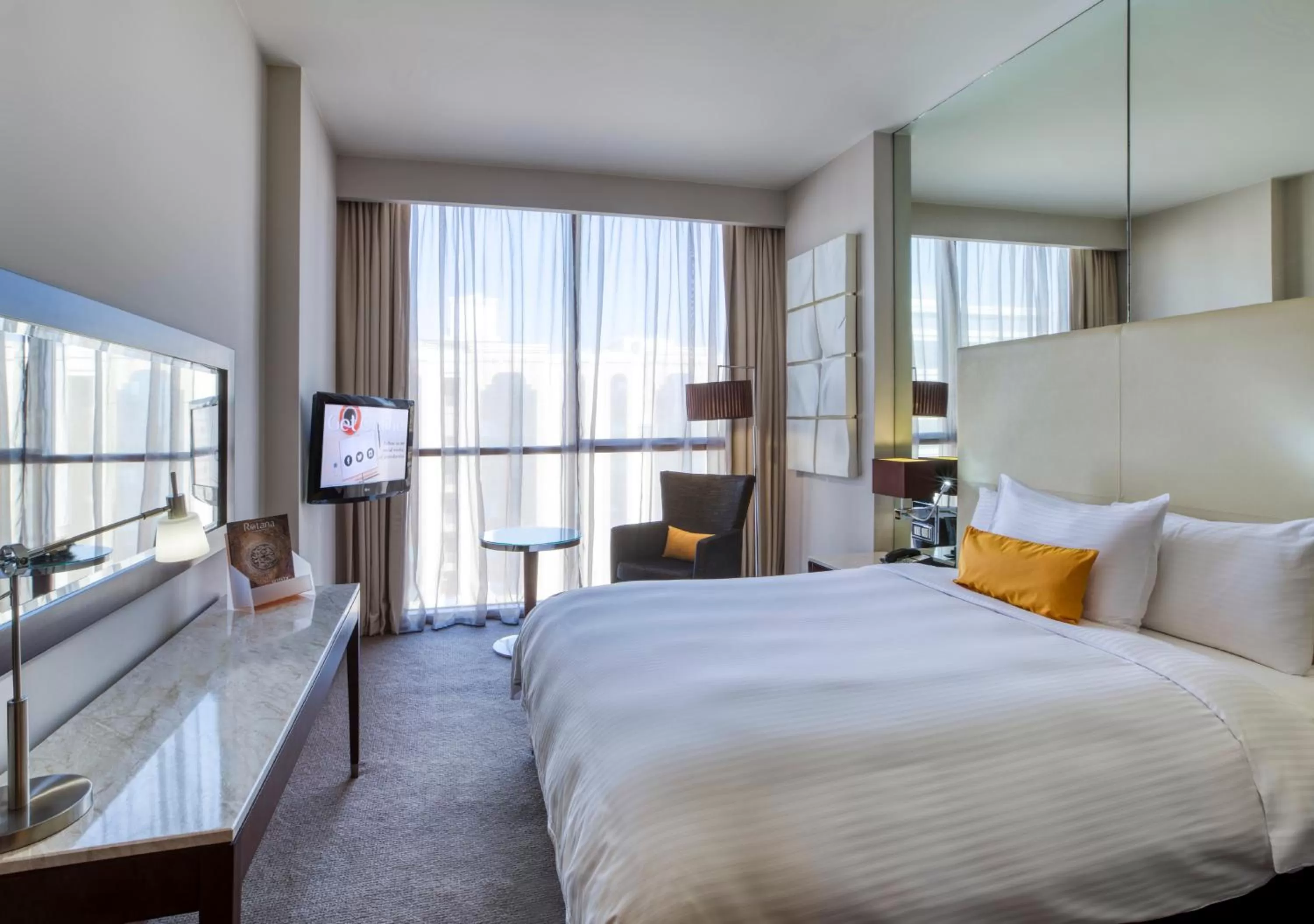 Family Connecting Rooms Queen Bed and Twin Beds in Centro Barsha - by Rotana