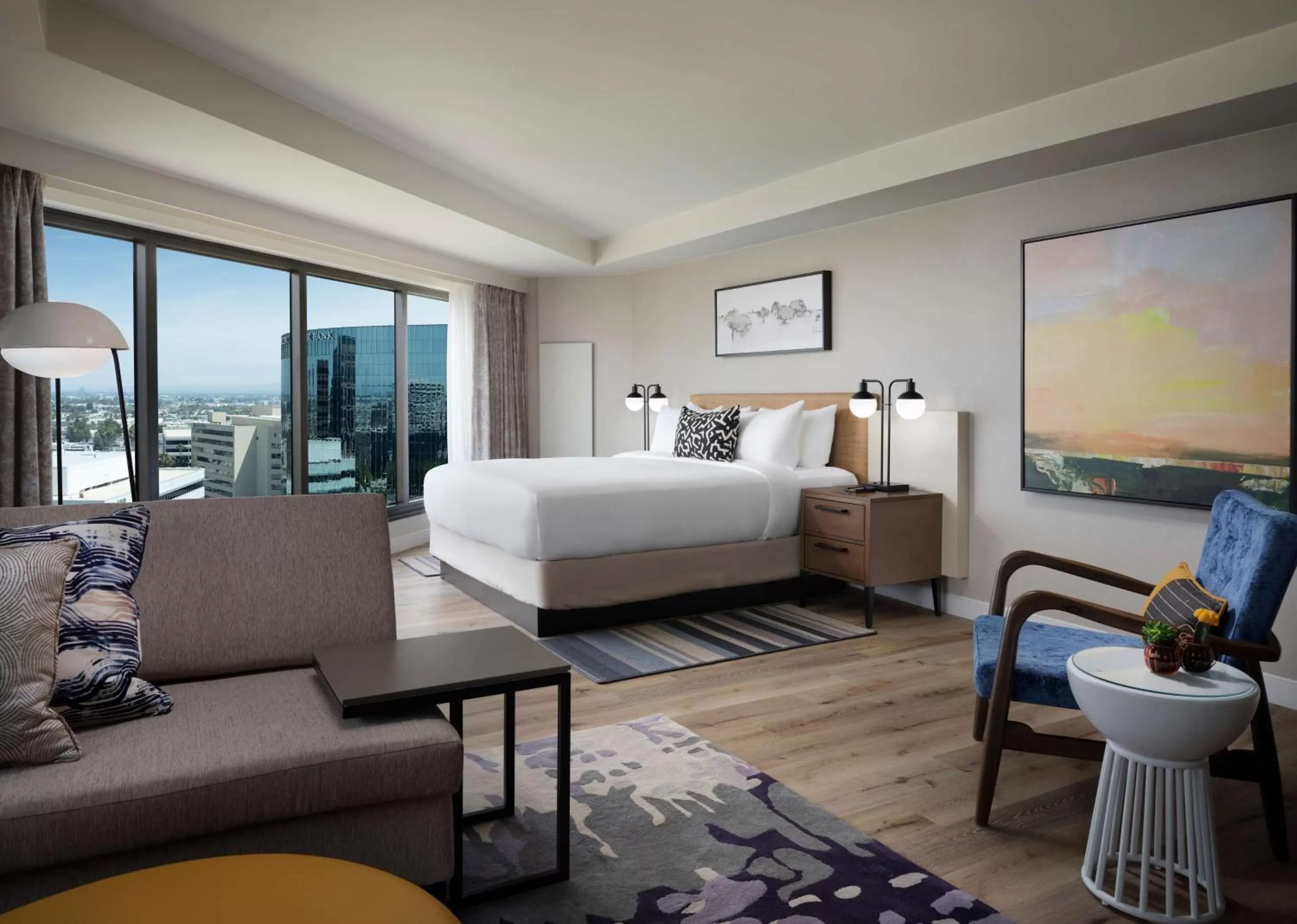 Suite in Sonesta Irvine John Wayne Airport