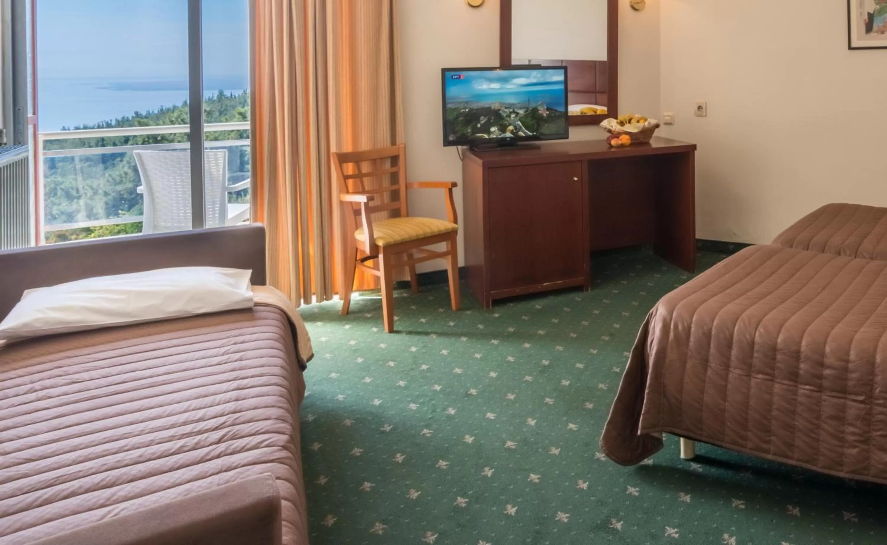 Triple Room in Philippion