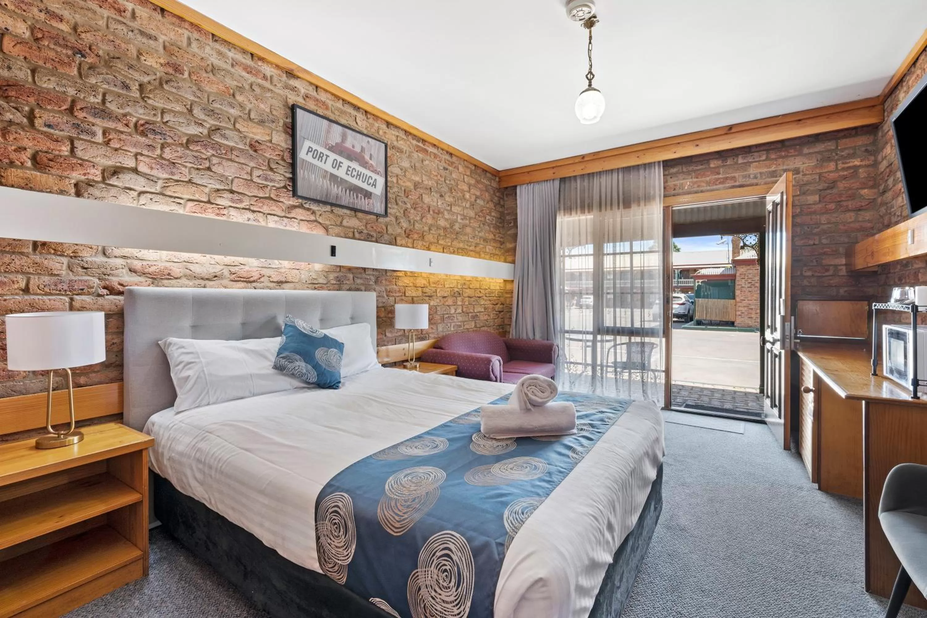 Disability Access Room in The Settlement Historic Hotel