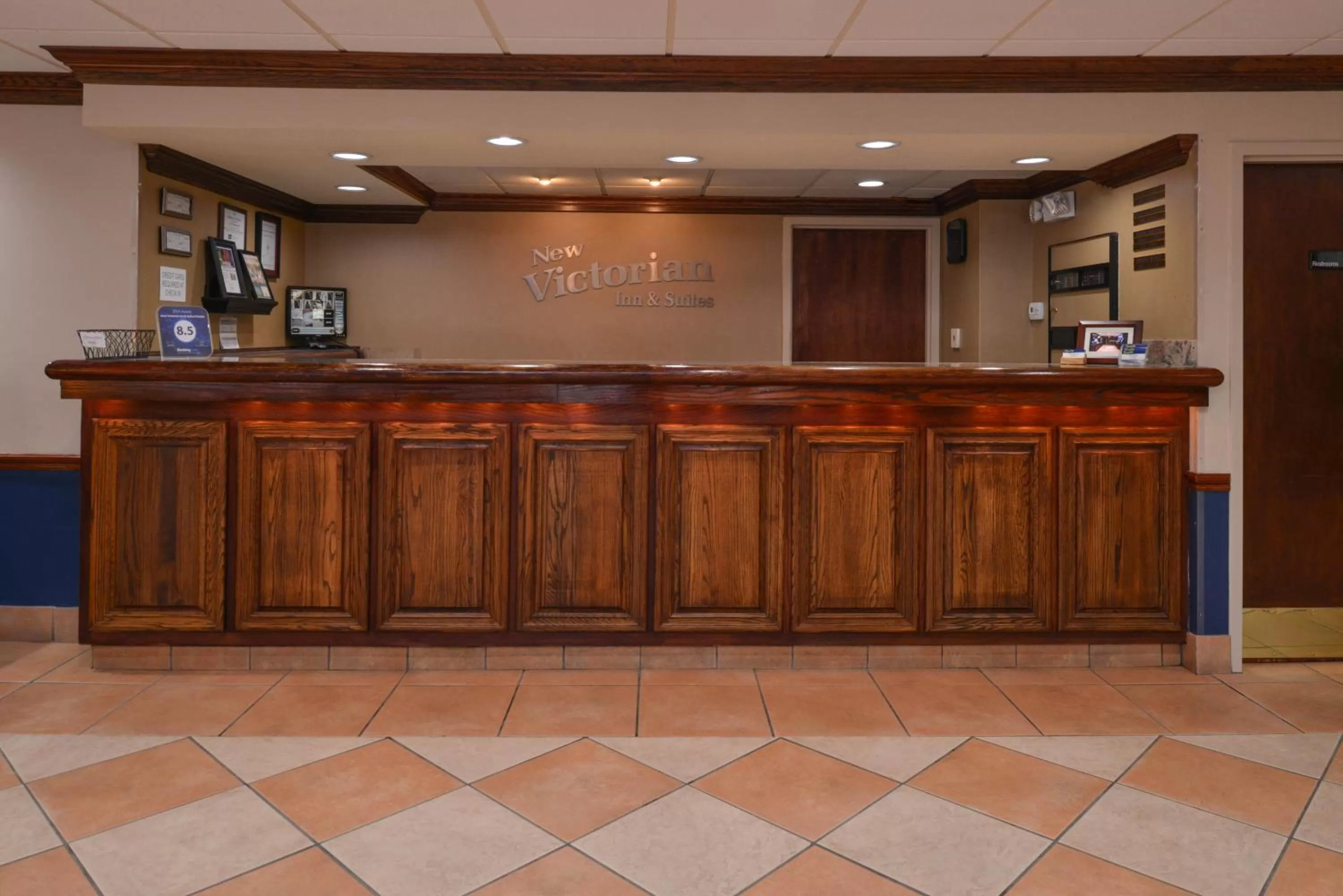 New Victorian Inn & Suites Omaha