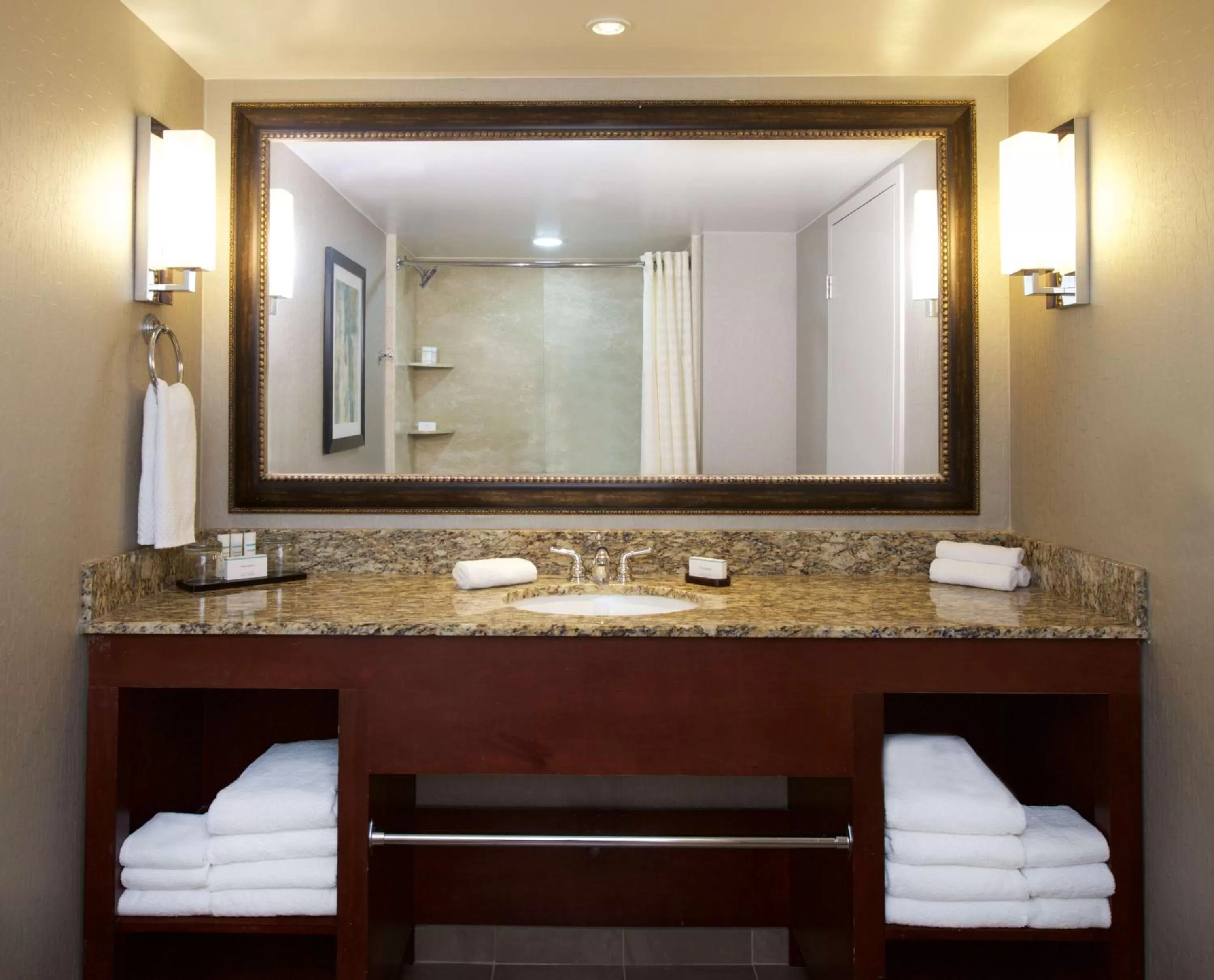 Suite with Two Double Beds - Mobility and Hearing Access/Non-Smoking in Embassy Suites by Hilton Portland Tigard