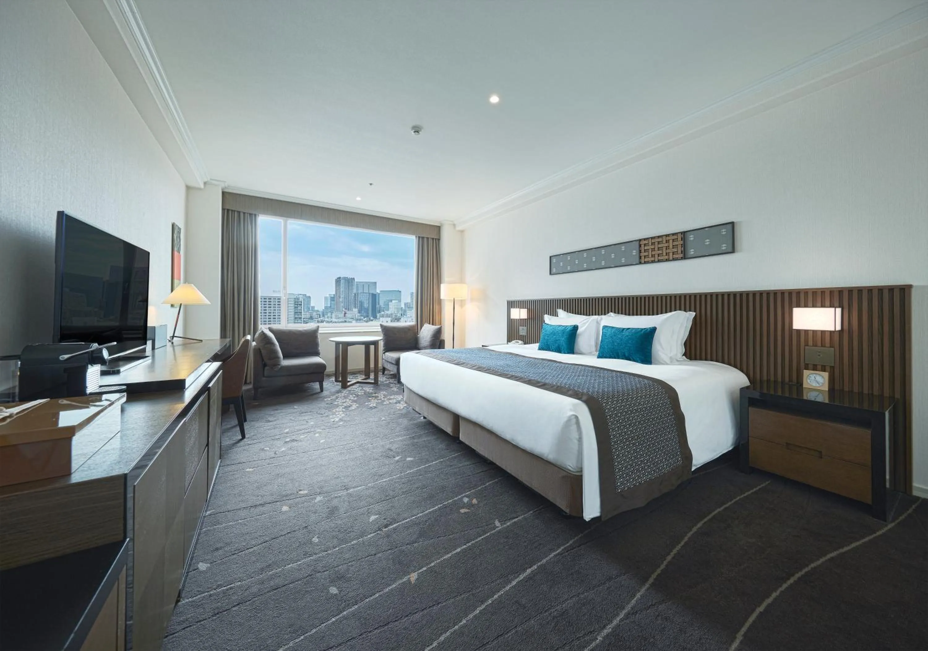 Executive King (Non-Smoking) with Lounge Access and Lounge Breakfast Included + Sauna Access - single occupancy in The Prince Sakura Tower Tokyo, Autograph Collection