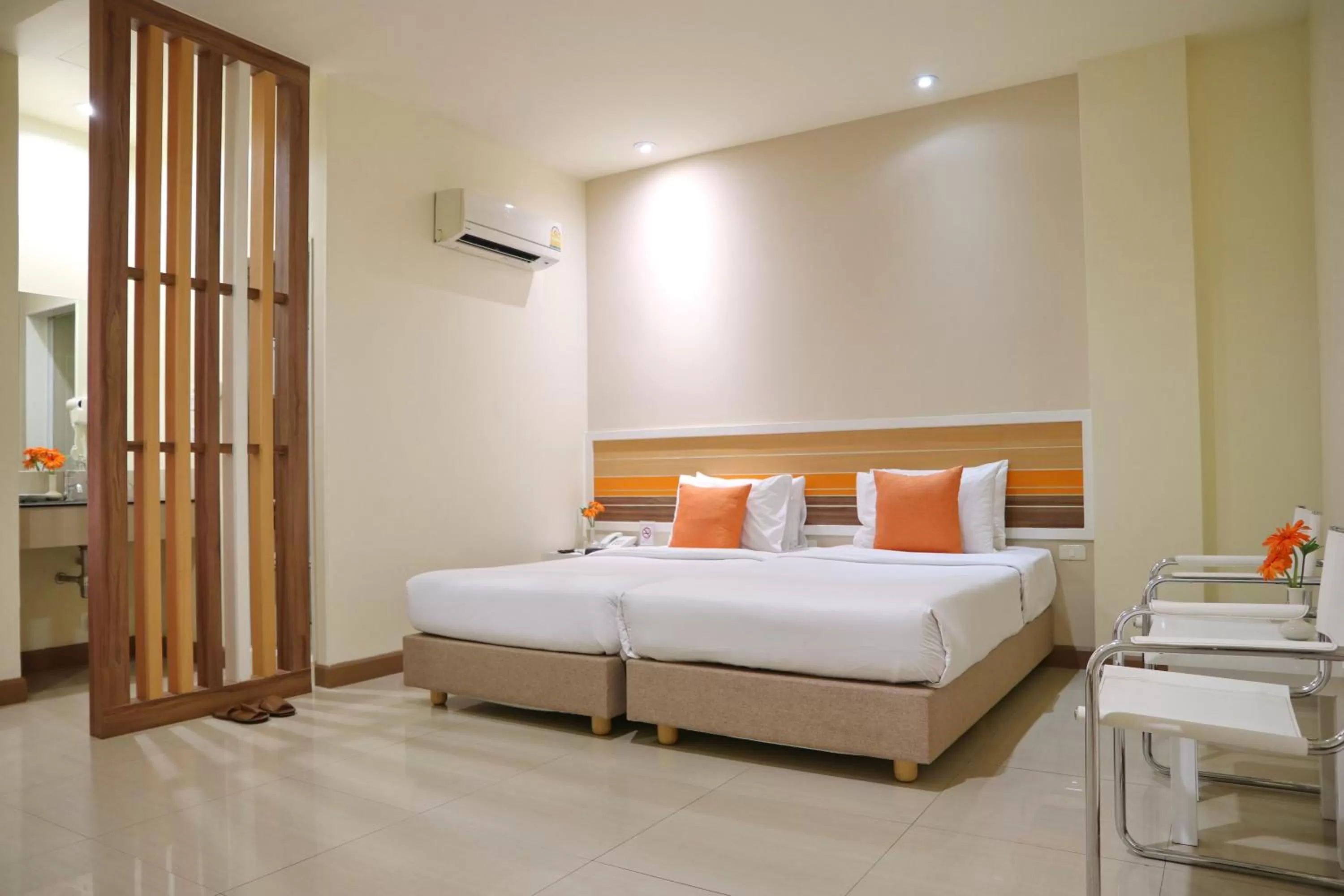 Deluxe Double or Twin Room in Imm Hotel Thaphae Chiang Mai