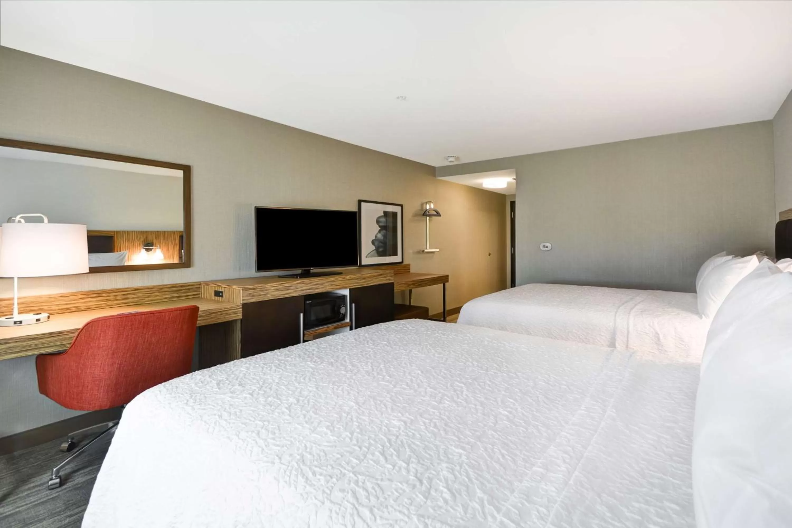 Queen Room with Two Queen Beds - Mobility Access/Non-Smoking in Hampton Inn & Suites Detroit/Warren