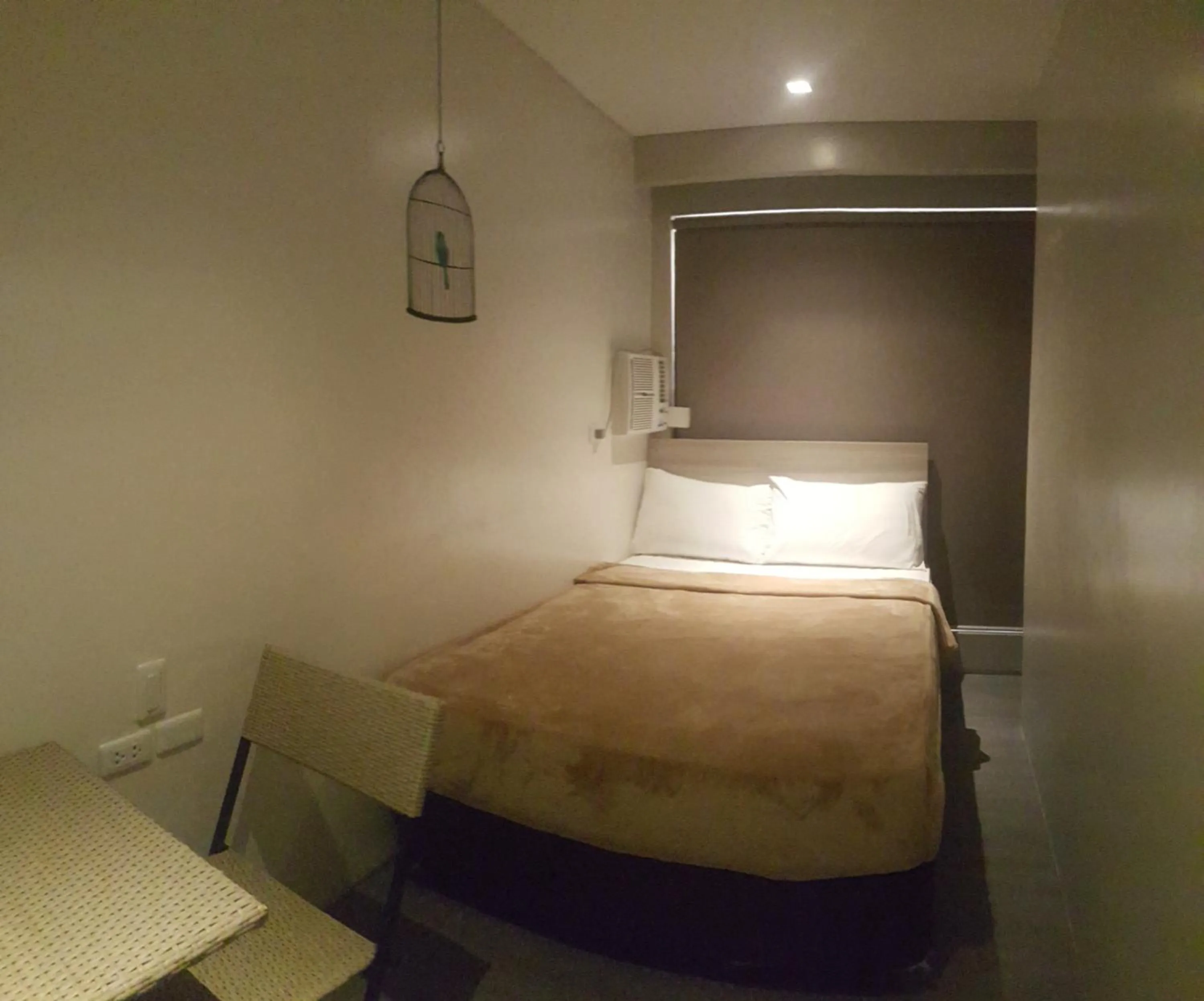 Single Room in Mabolo Royal Hotel