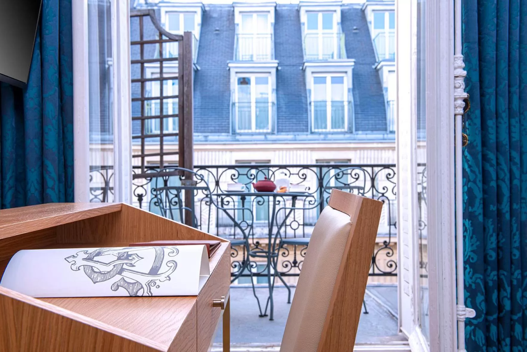 Double or Twin Room with Terrace in Hôtel Alfred Sommier