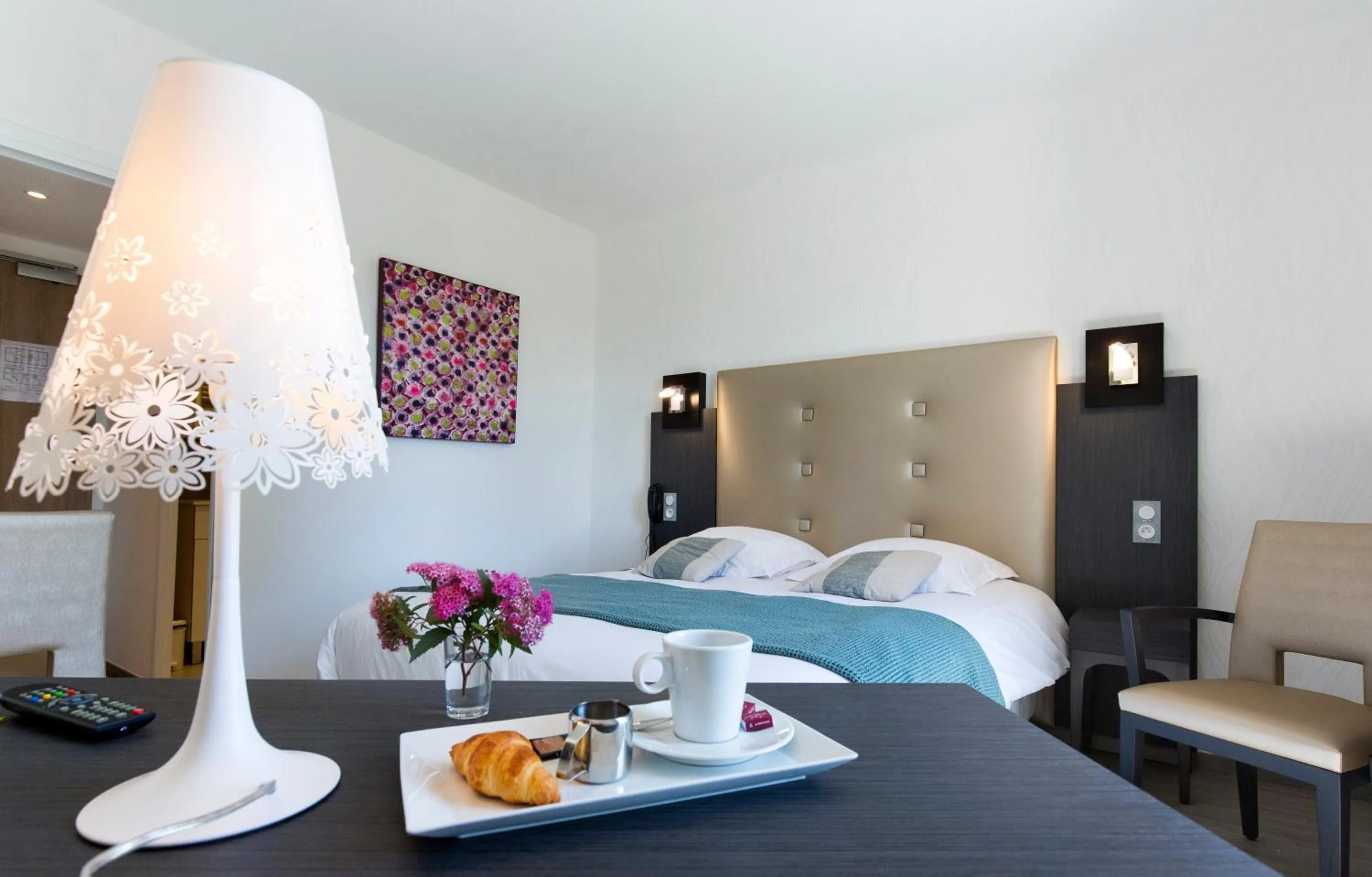 Double Room with Garden View in Logis Hotel Restaurant Spa Beau Site
