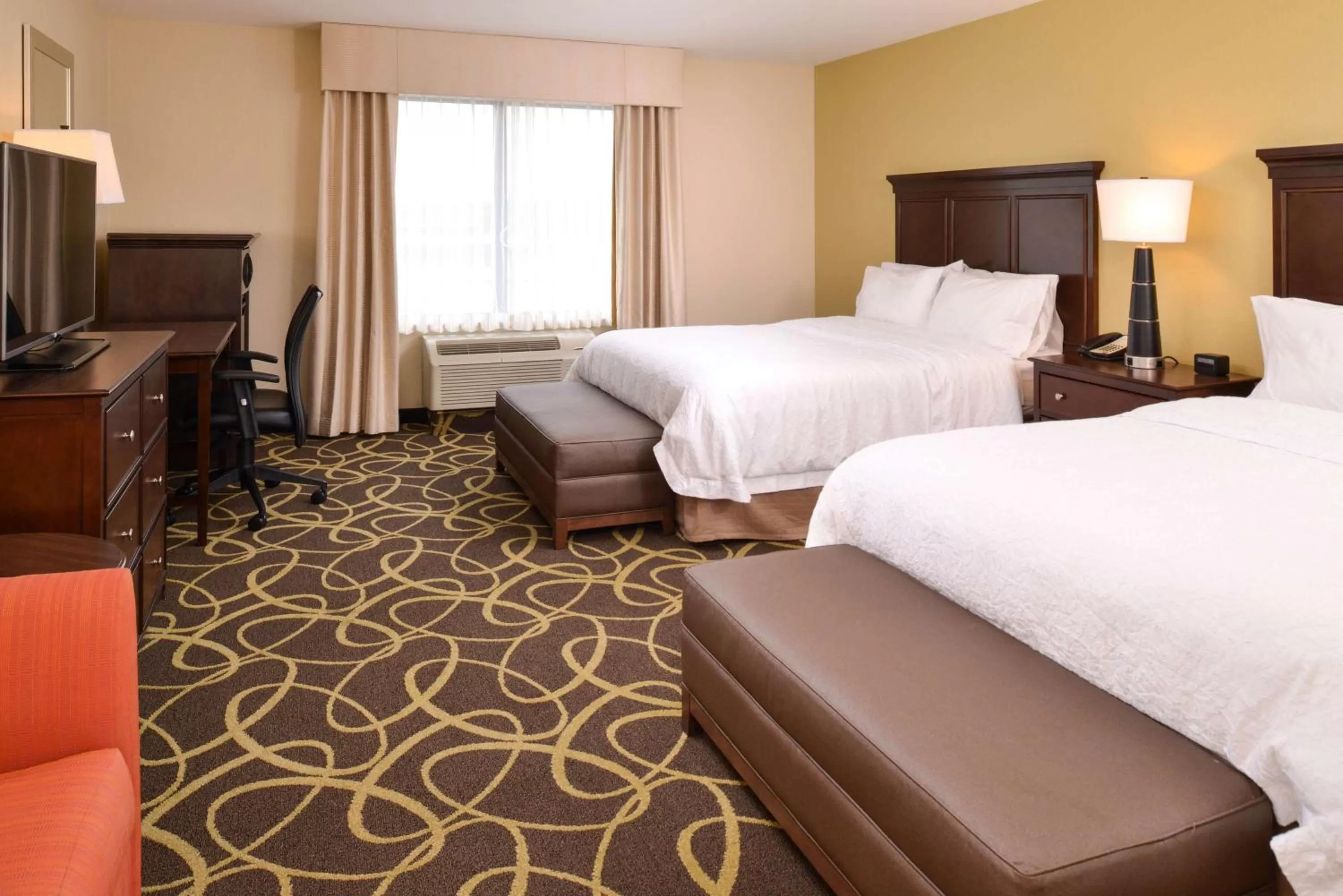 Queen Room with Two Queen Beds - Disability Access in Hampton Inn Omaha Midtown-Aksarben