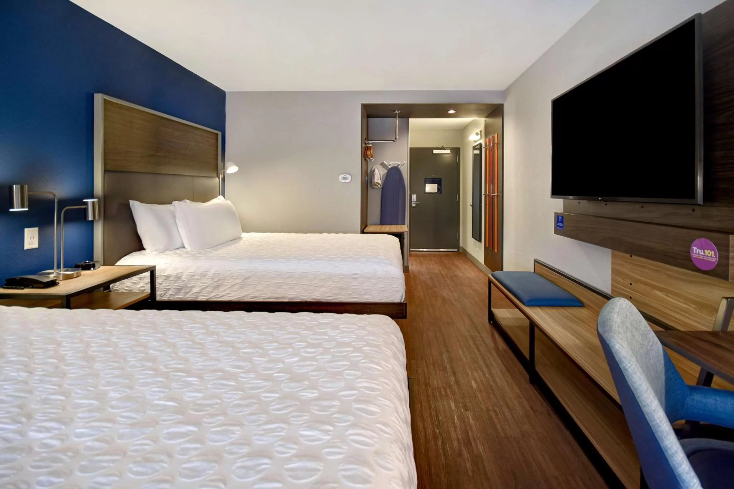 Queen Room with Two Queen Beds in Tru By Hilton Concord, Nh